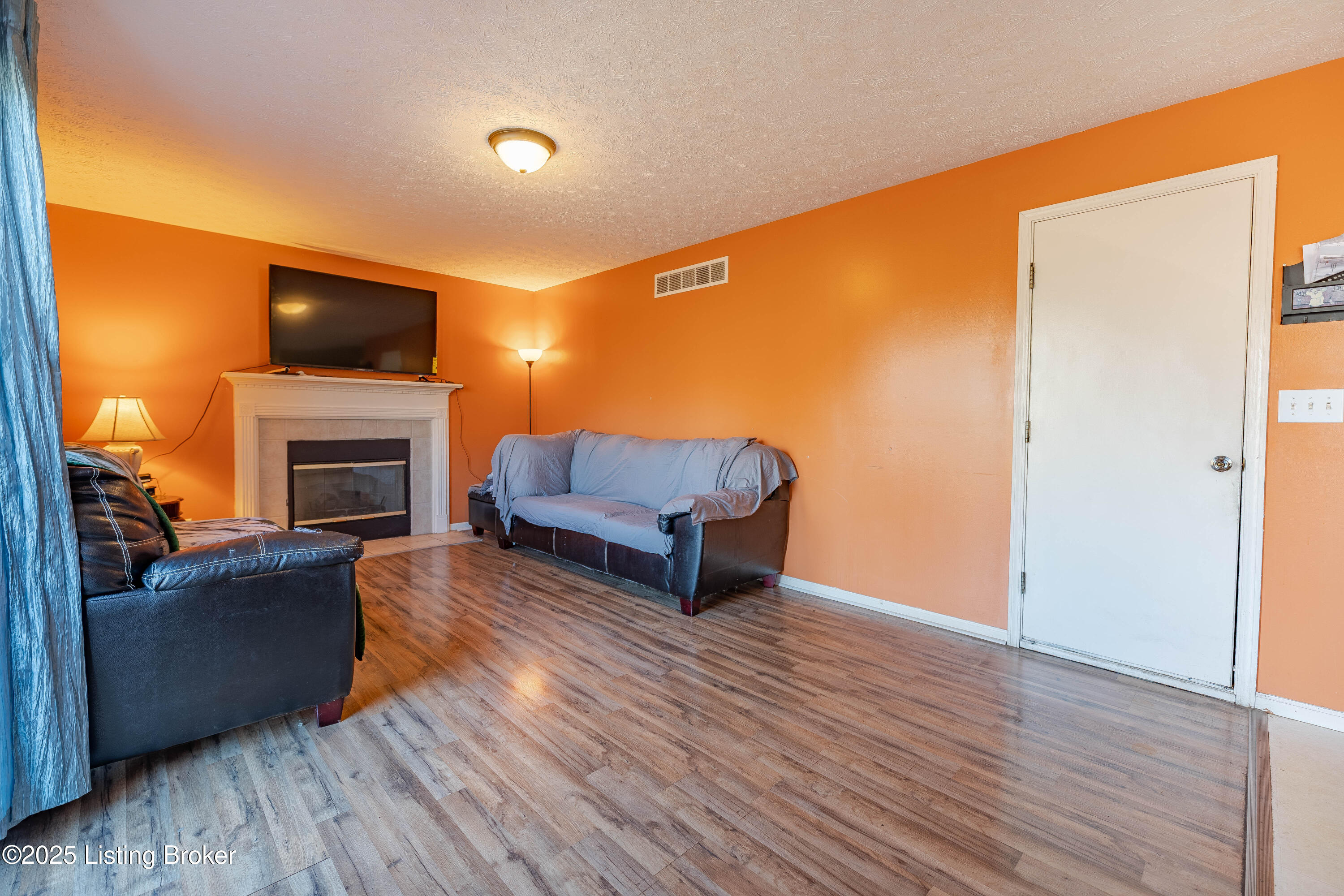 5210 Rainmaker Ct