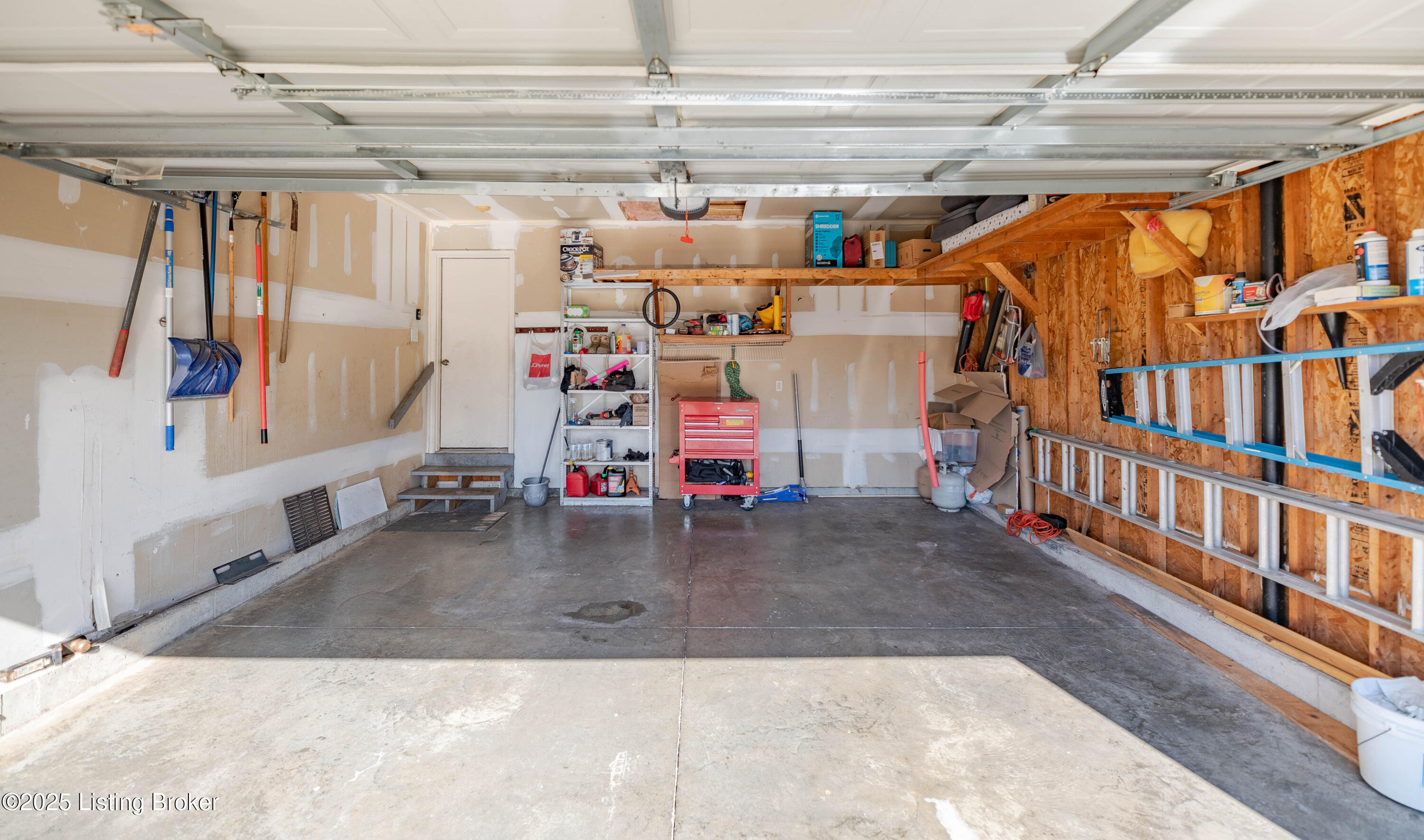 5210 Rainmaker Ct