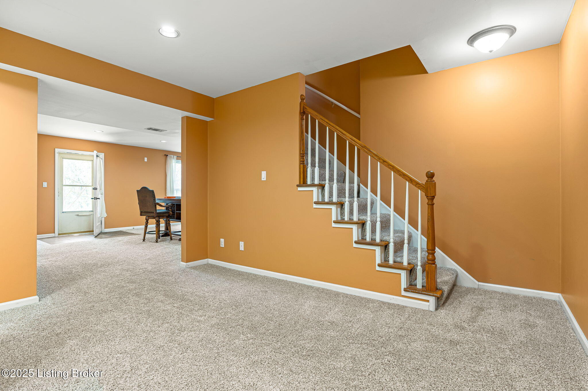 10117 Springhurst Gardens Cir