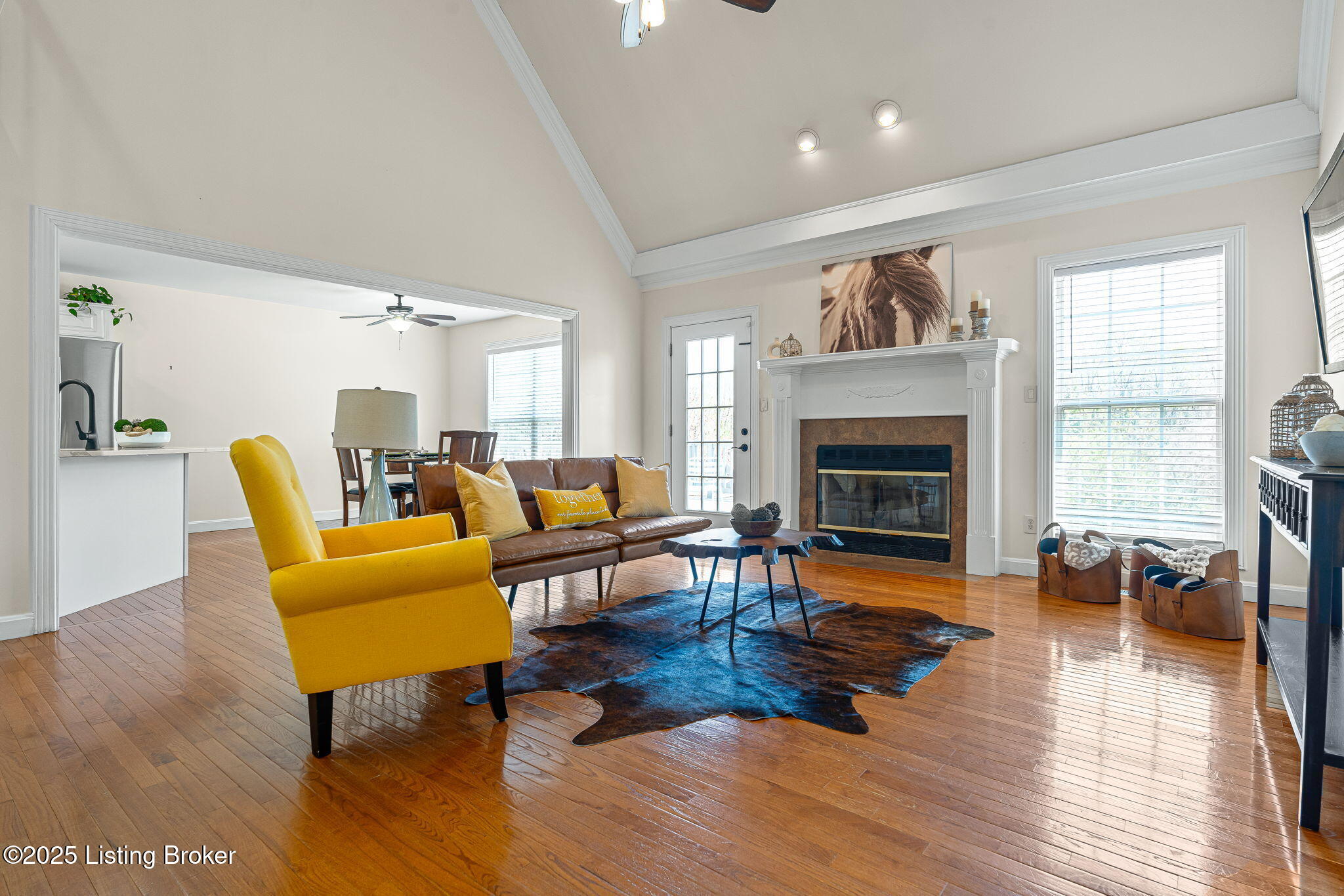 10117 Springhurst Gardens Cir