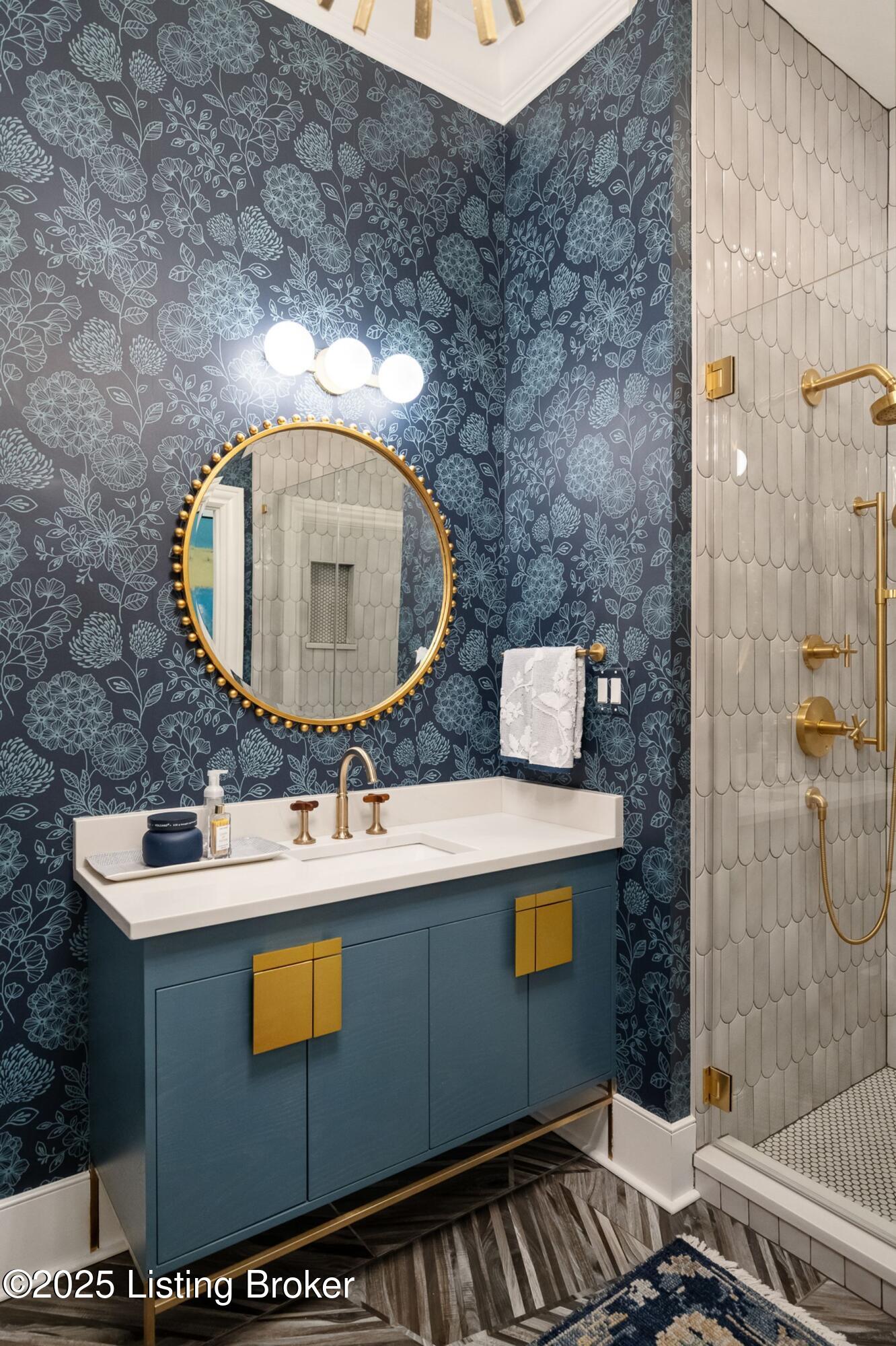 2704 Little Hills Ln