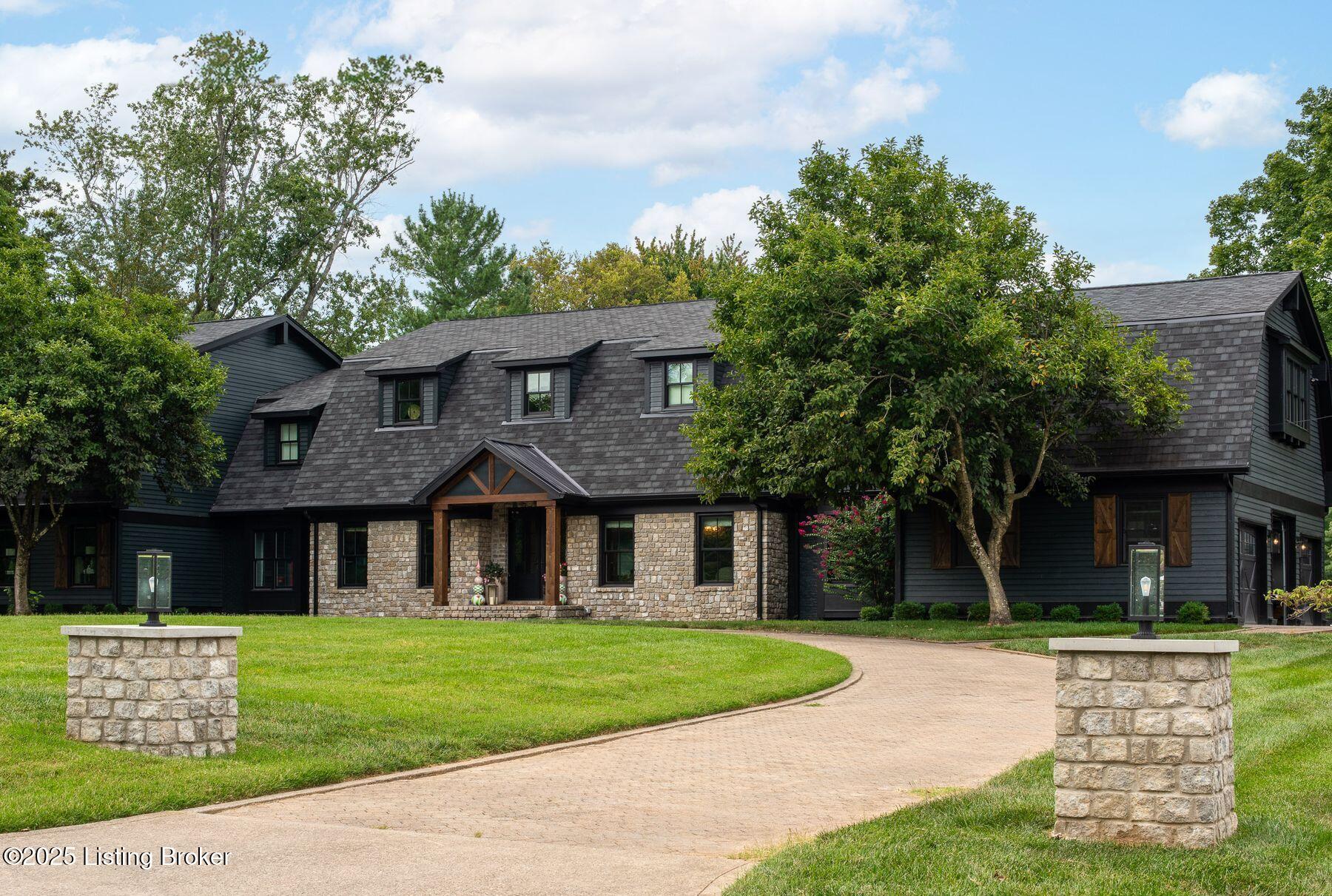 2704 Little Hills Ln