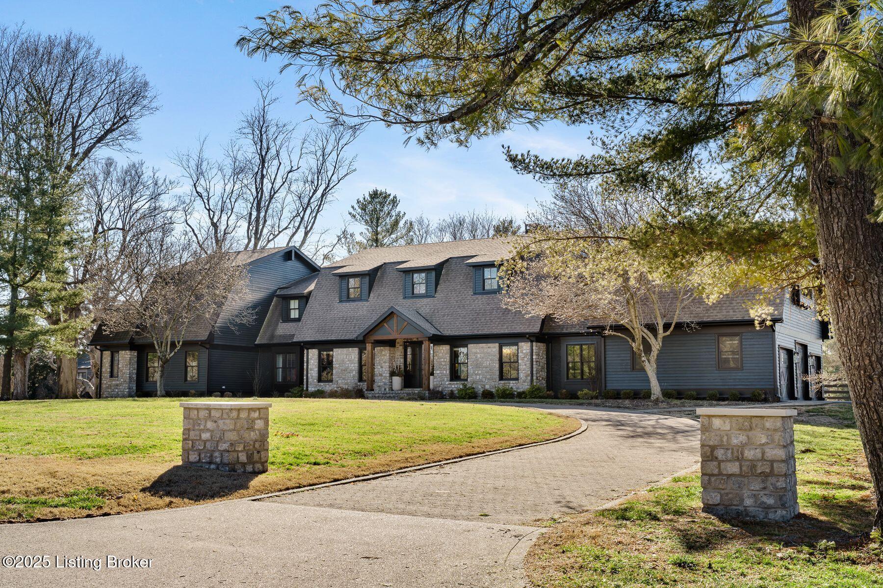 2704 Little Hills Ln