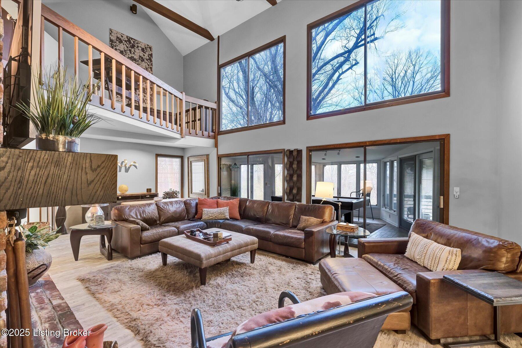 6108 Fox Hunt Ct
