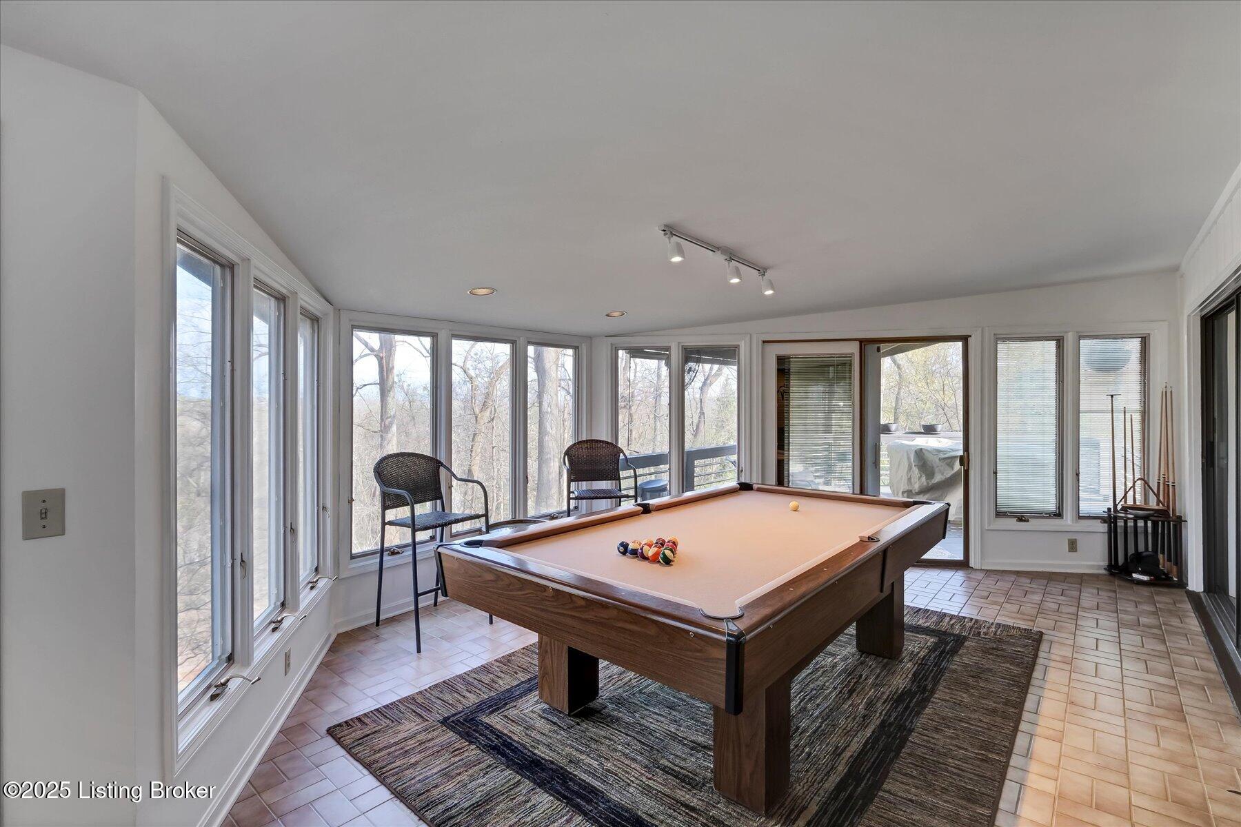 6108 Fox Hunt Ct
