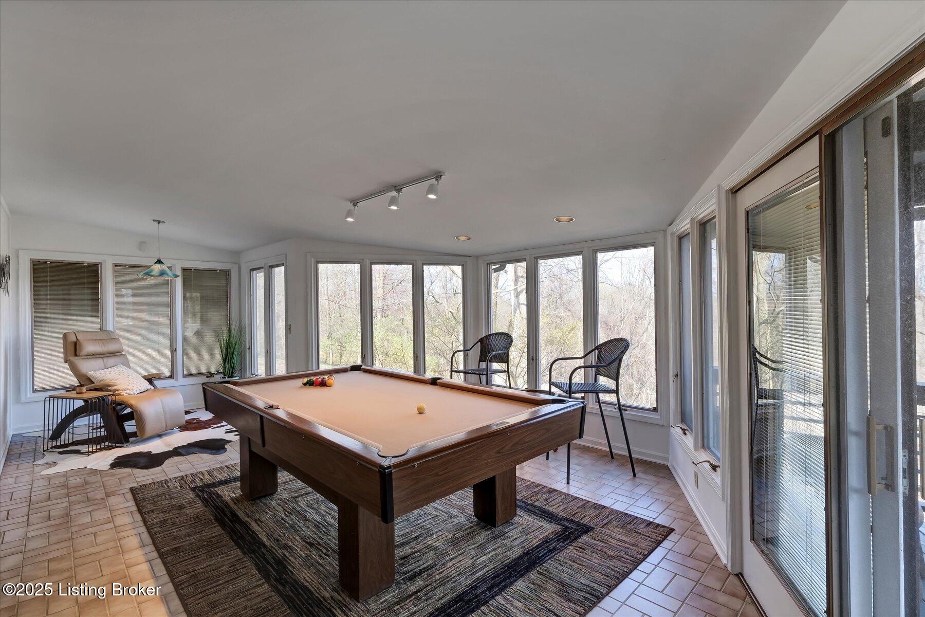 6108 Fox Hunt Ct