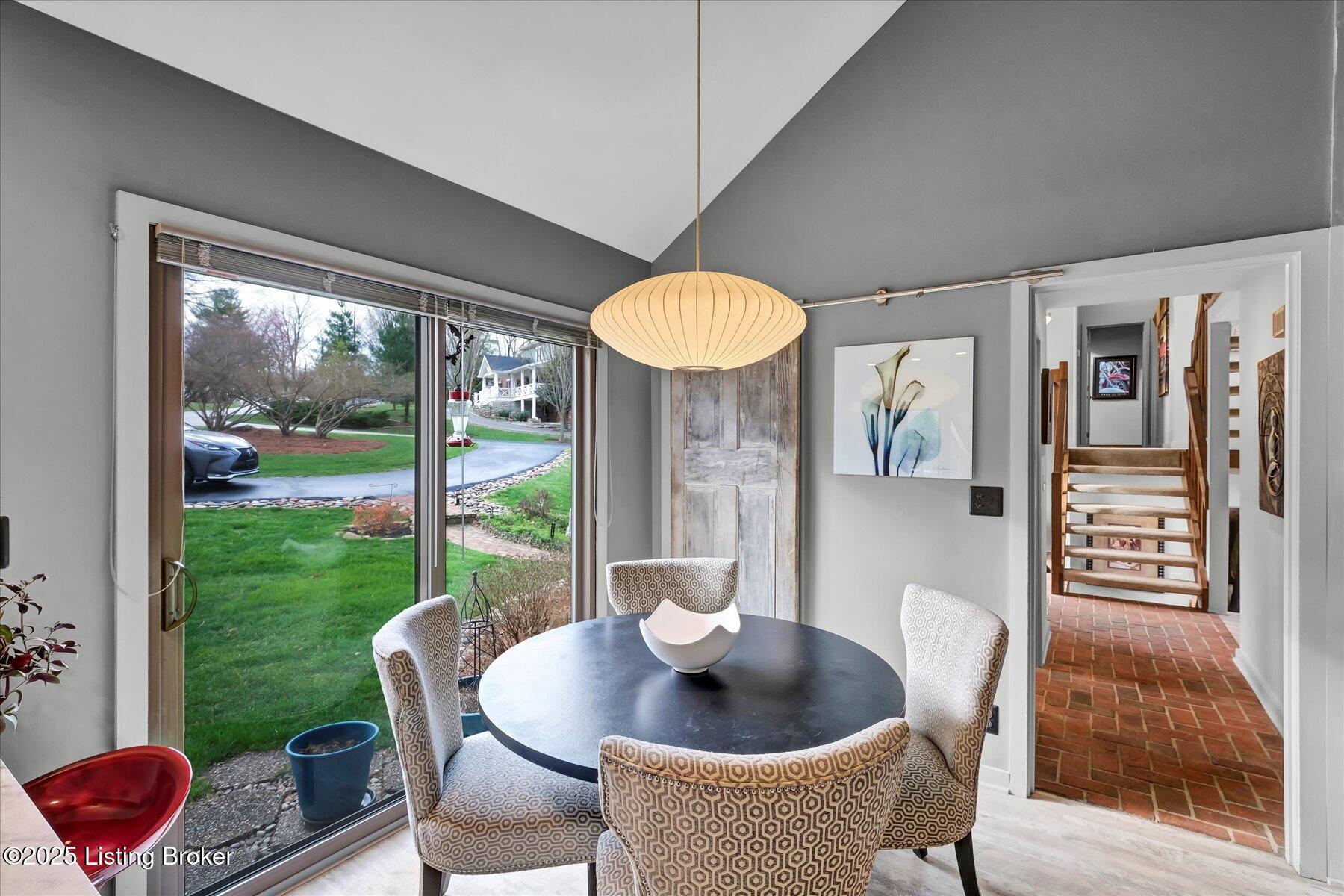 6108 Fox Hunt Ct