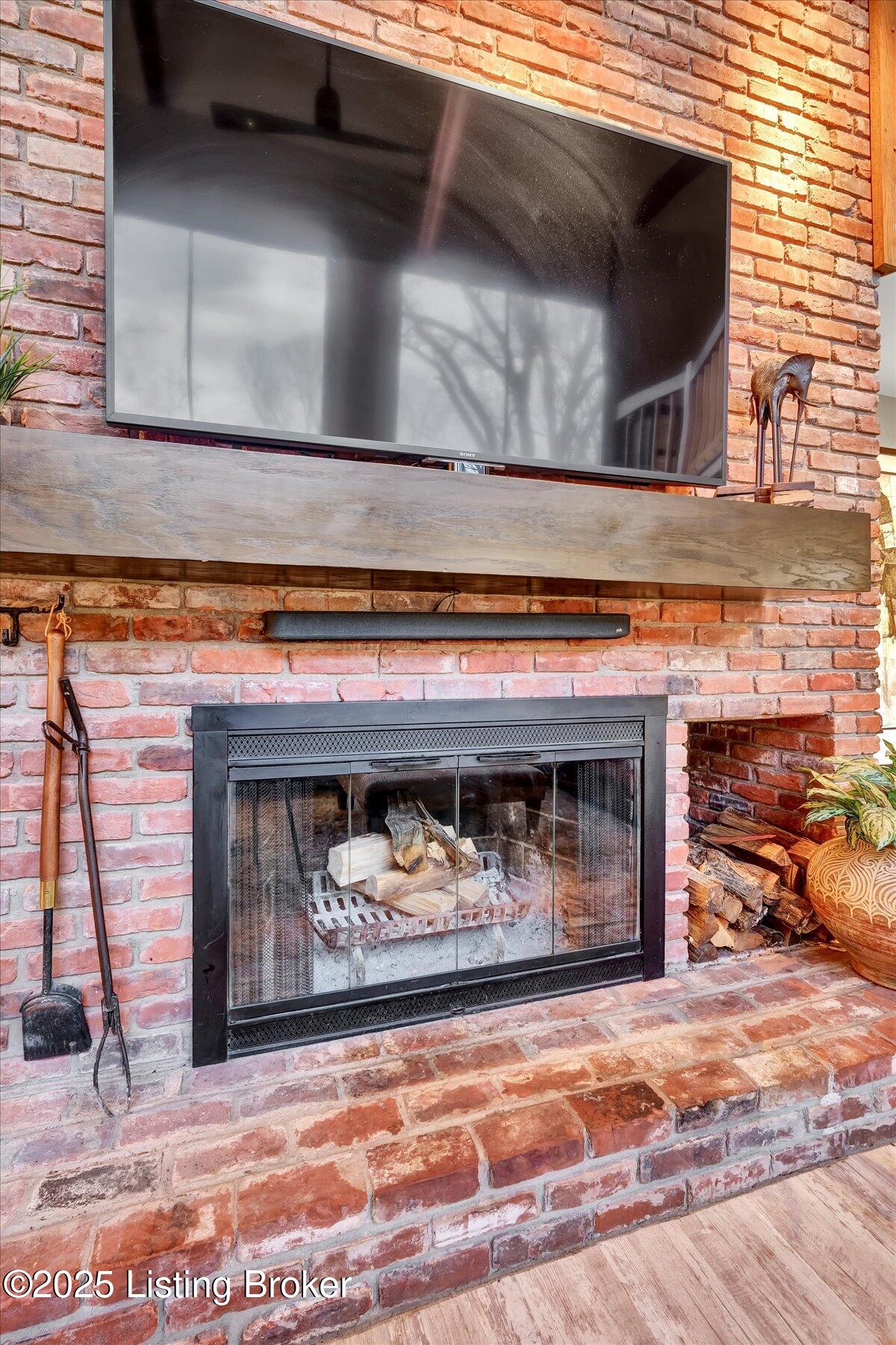 6108 Fox Hunt Ct
