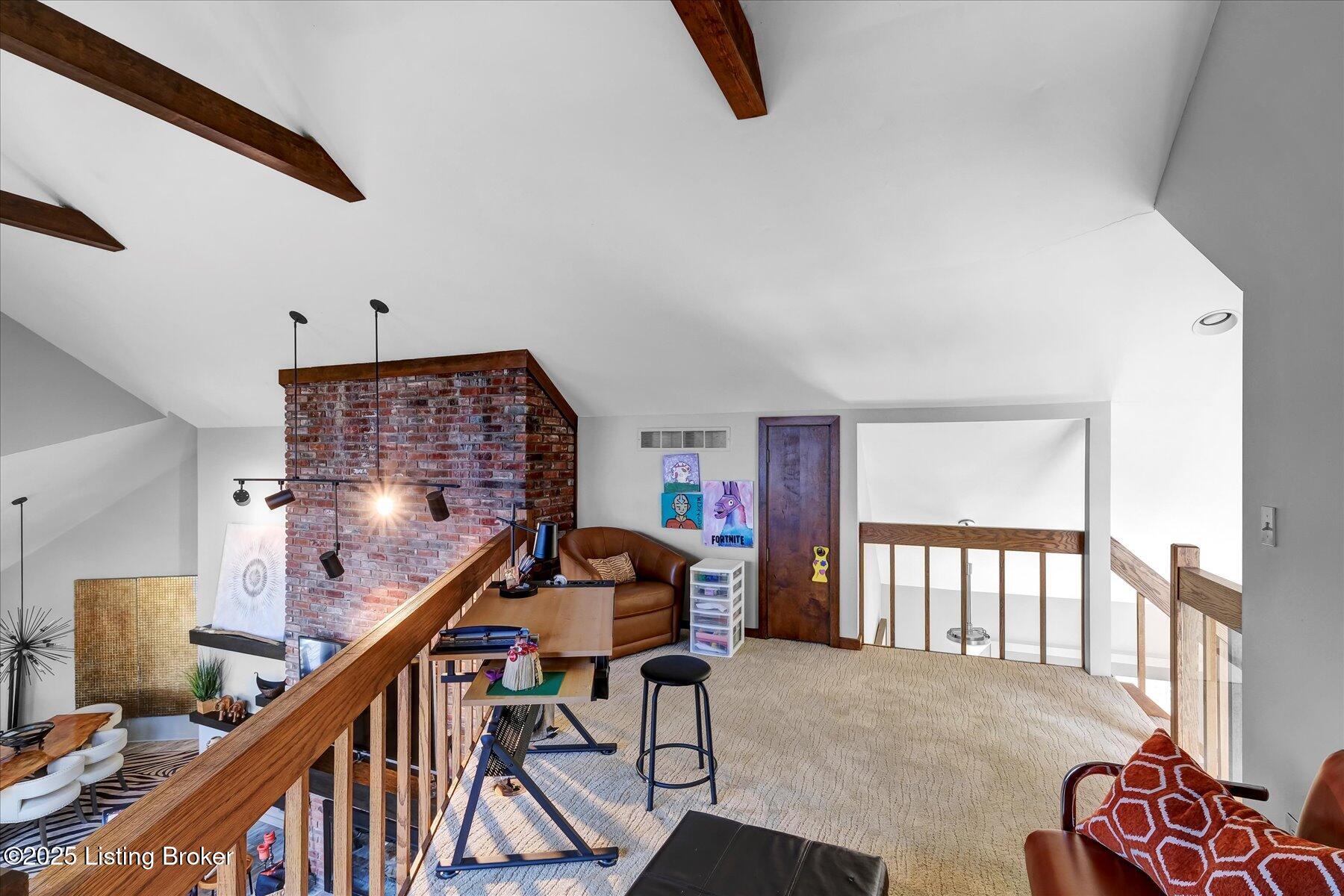 6108 Fox Hunt Ct