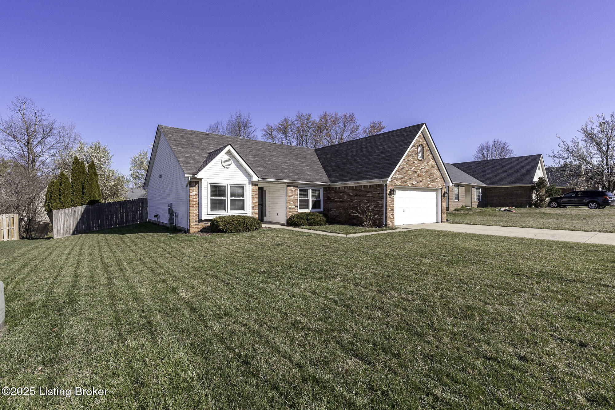 10803 Silvermoon Ct