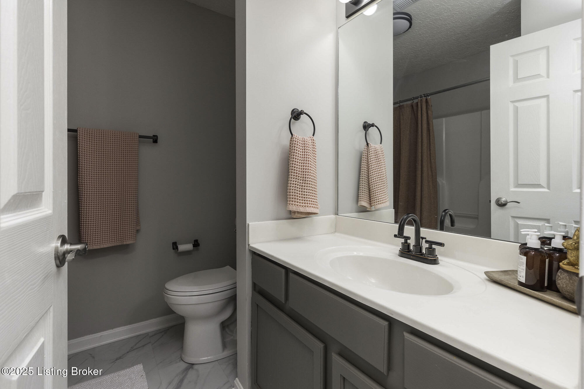 10803 Silvermoon Ct