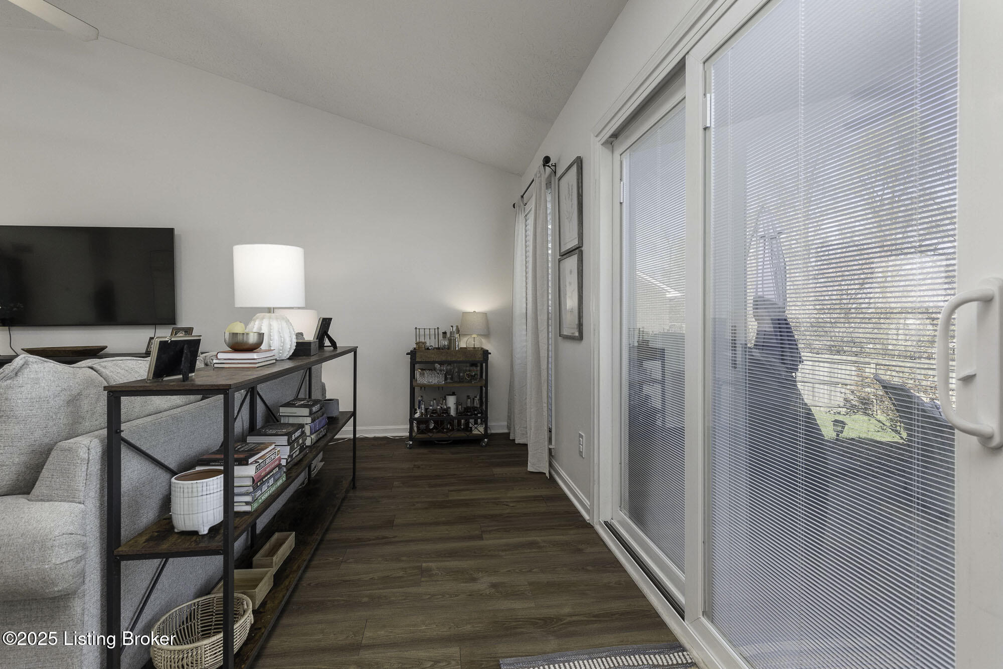 10803 Silvermoon Ct