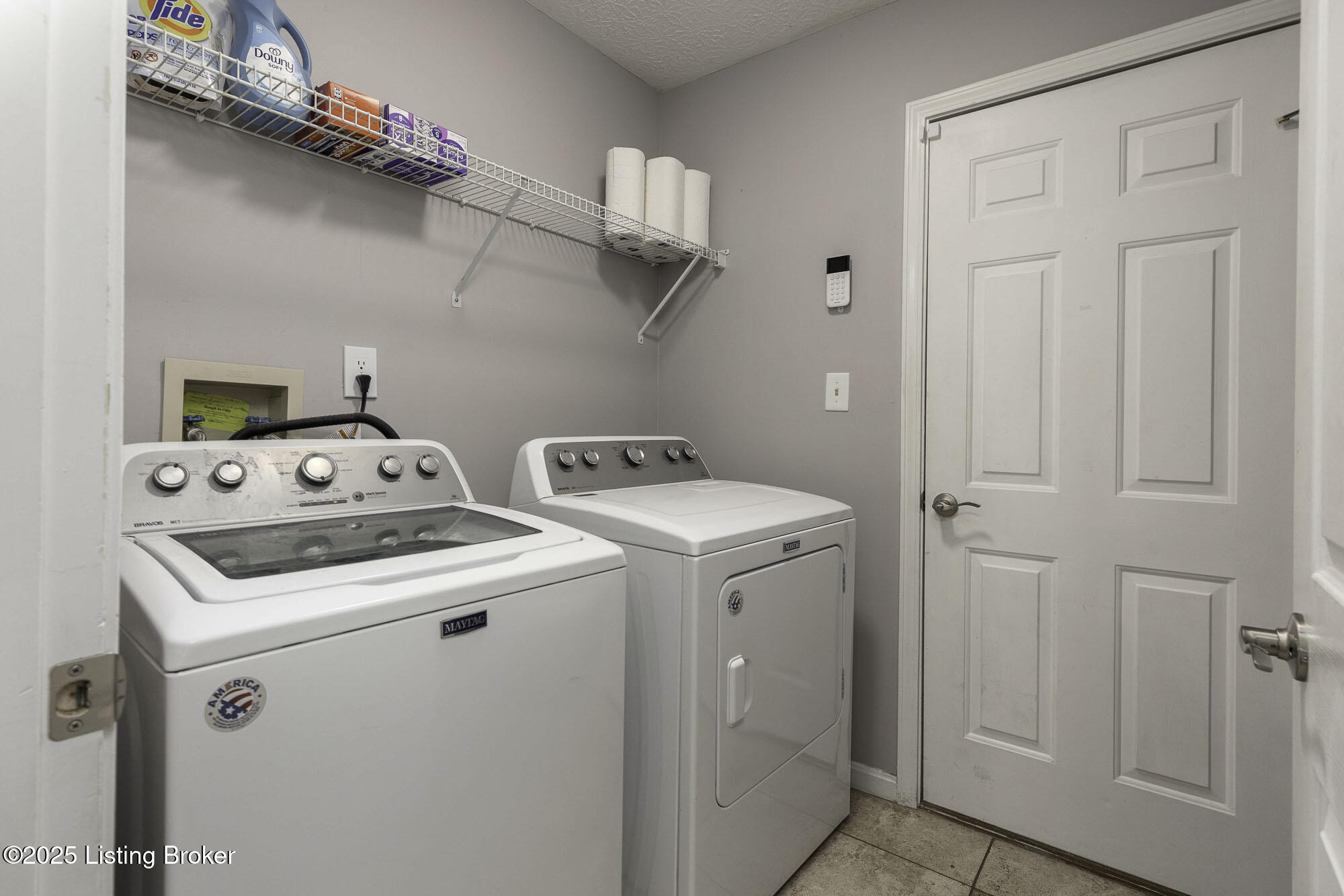 10803 Silvermoon Ct