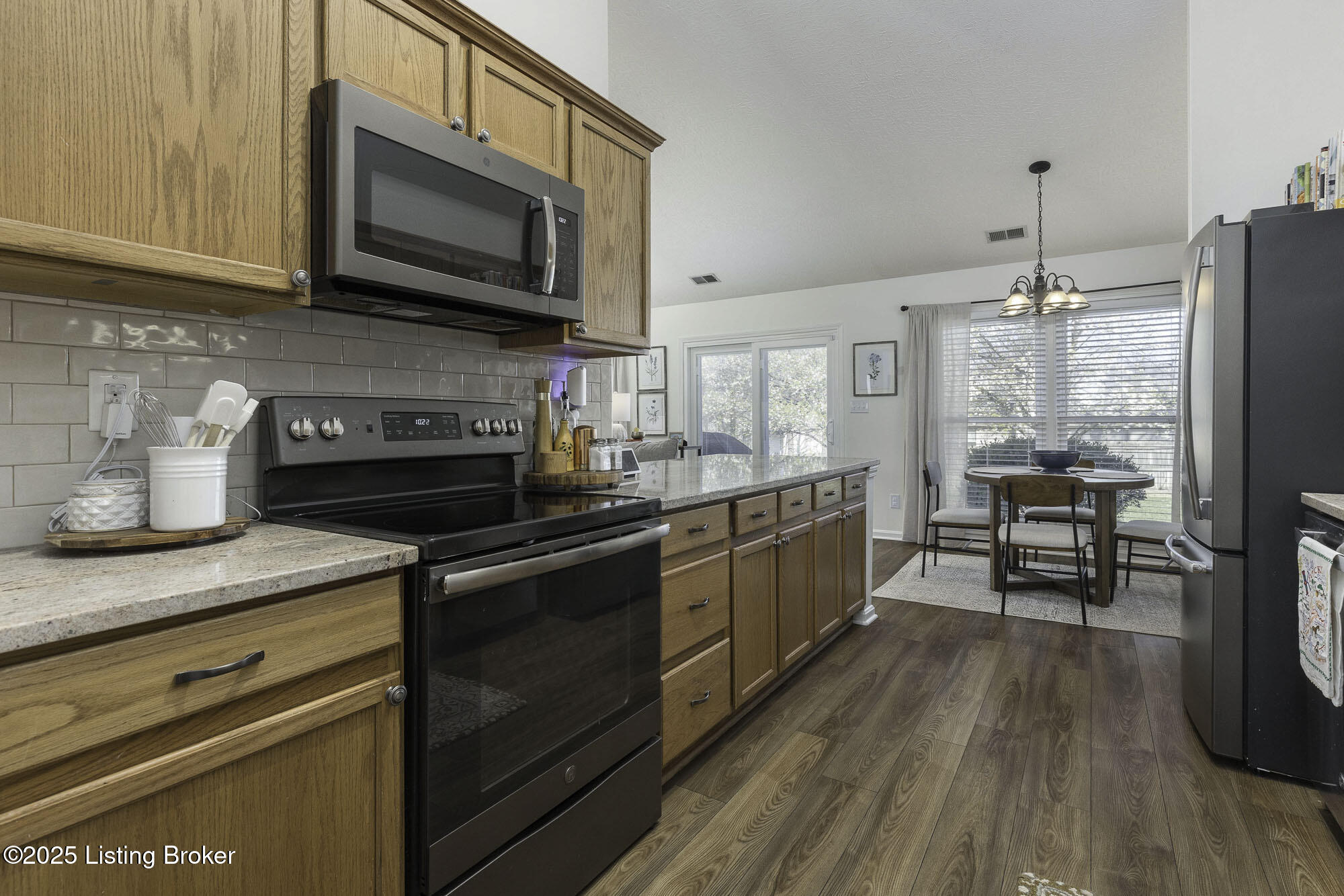 10803 Silvermoon Ct