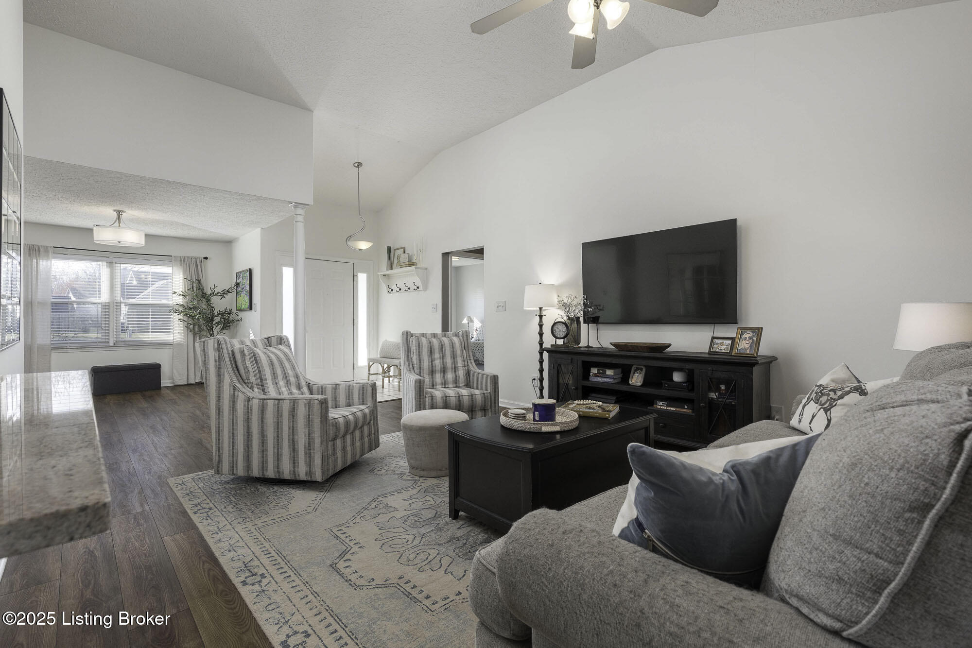 10803 Silvermoon Ct