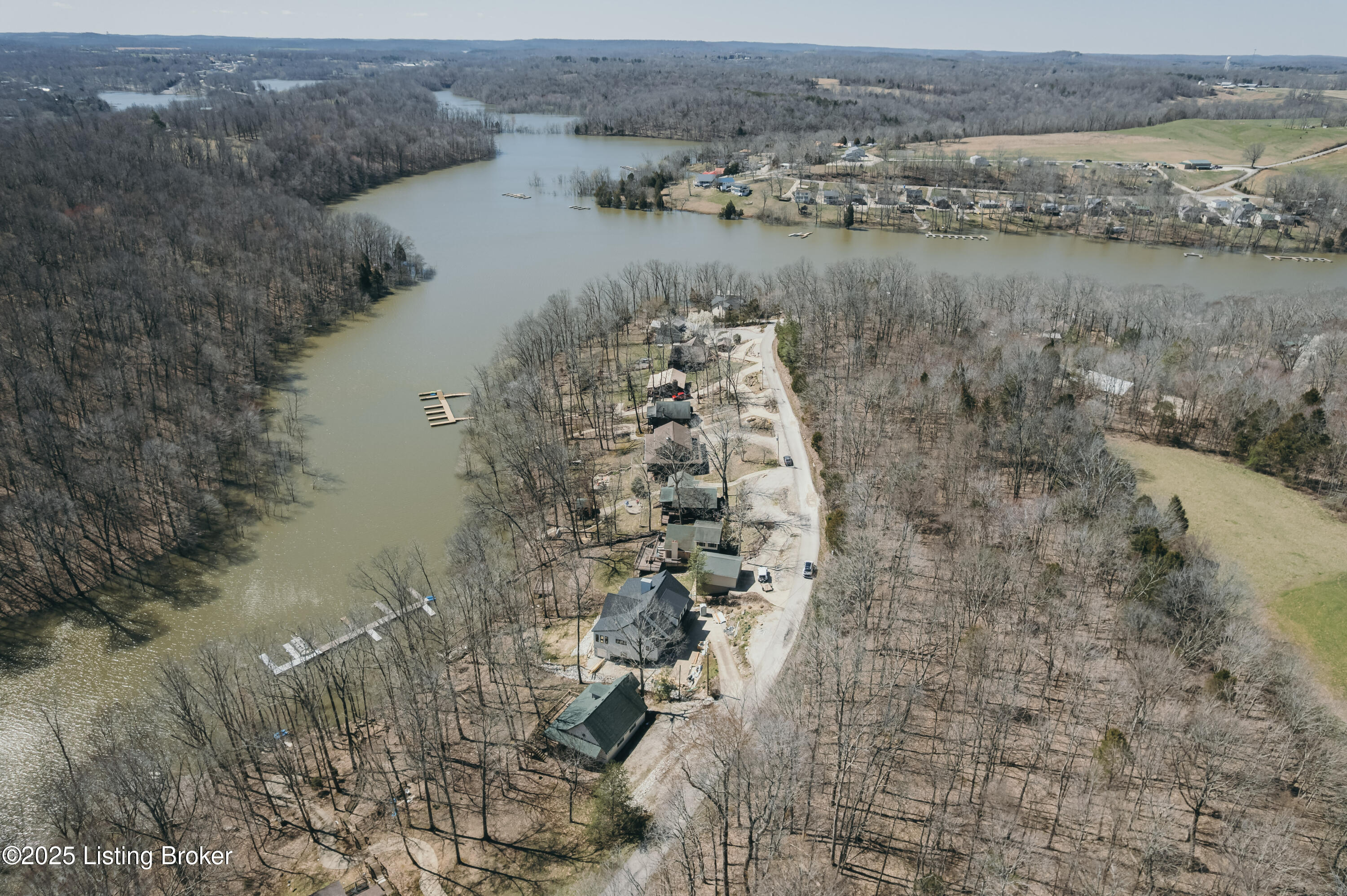 387 Timberlake Ln, McDaniels
