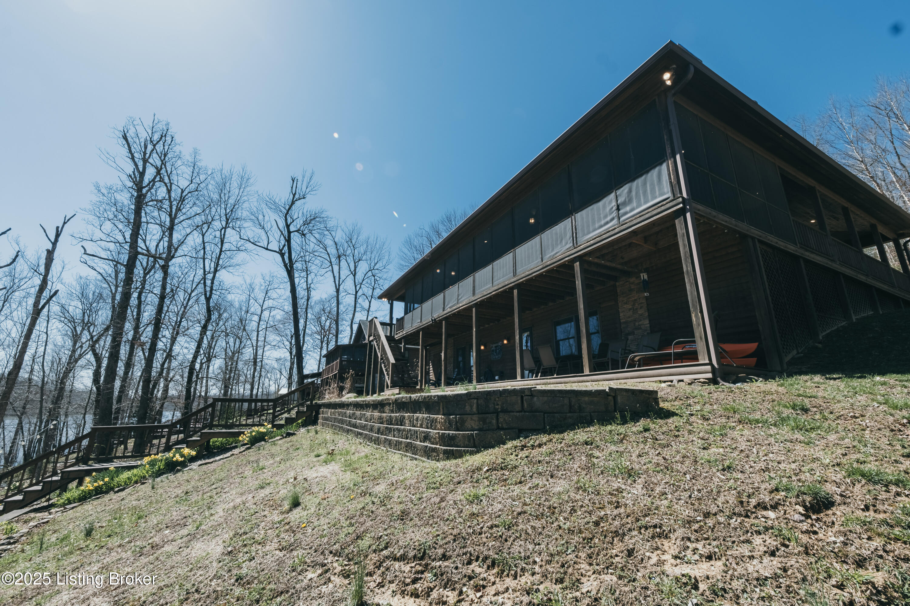 387 Timberlake Ln, McDaniels