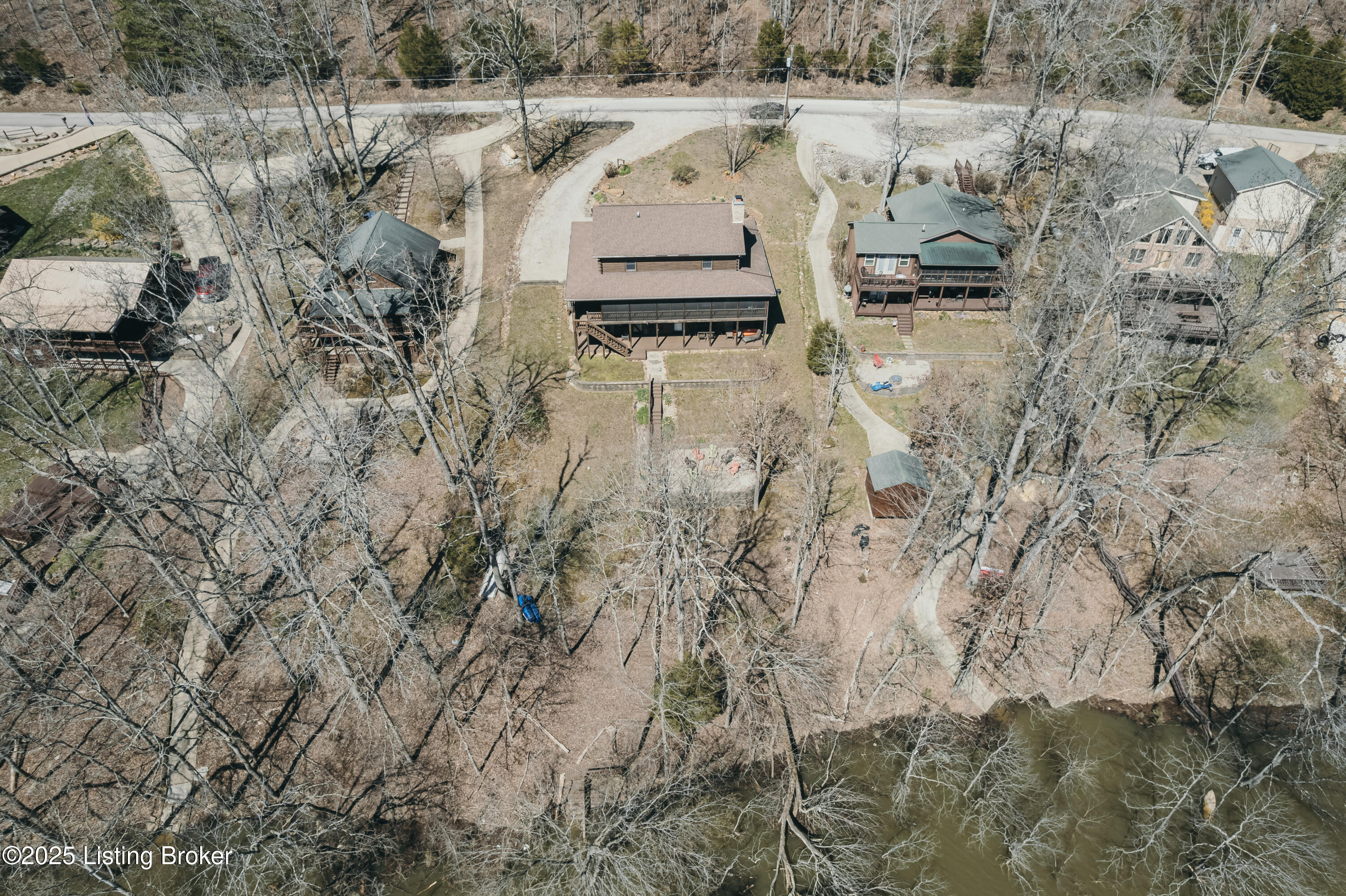 387 Timberlake Ln, McDaniels