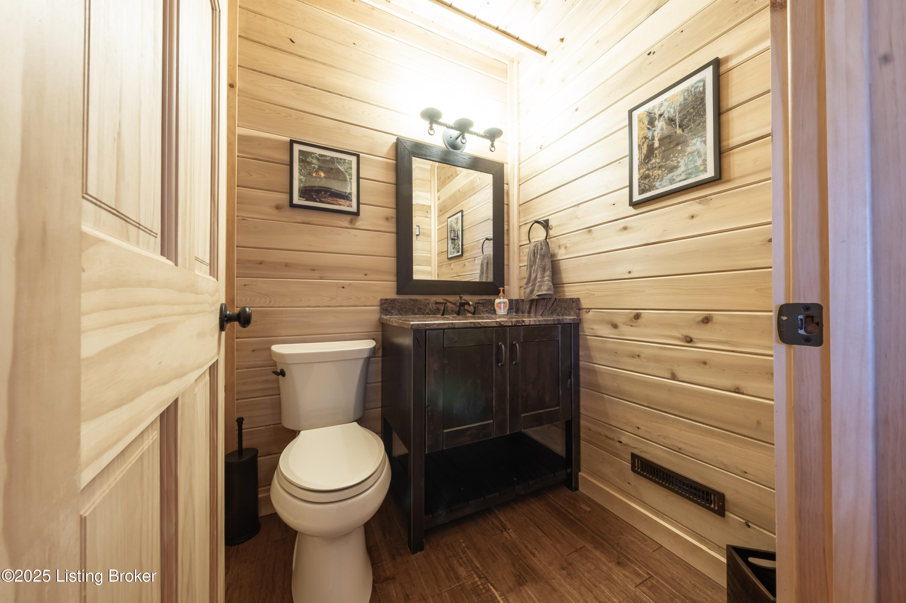 387 Timberlake Ln, McDaniels