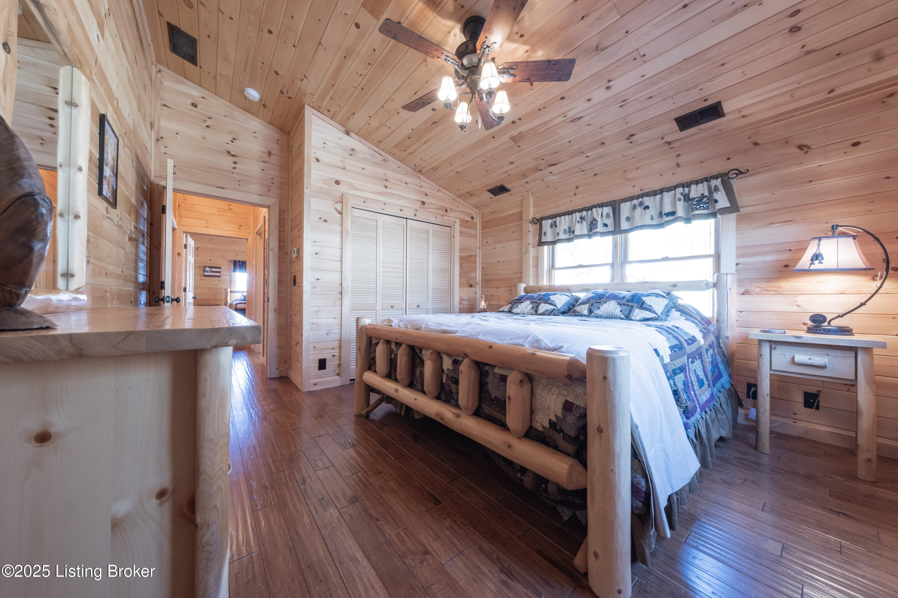 387 Timberlake Ln, McDaniels