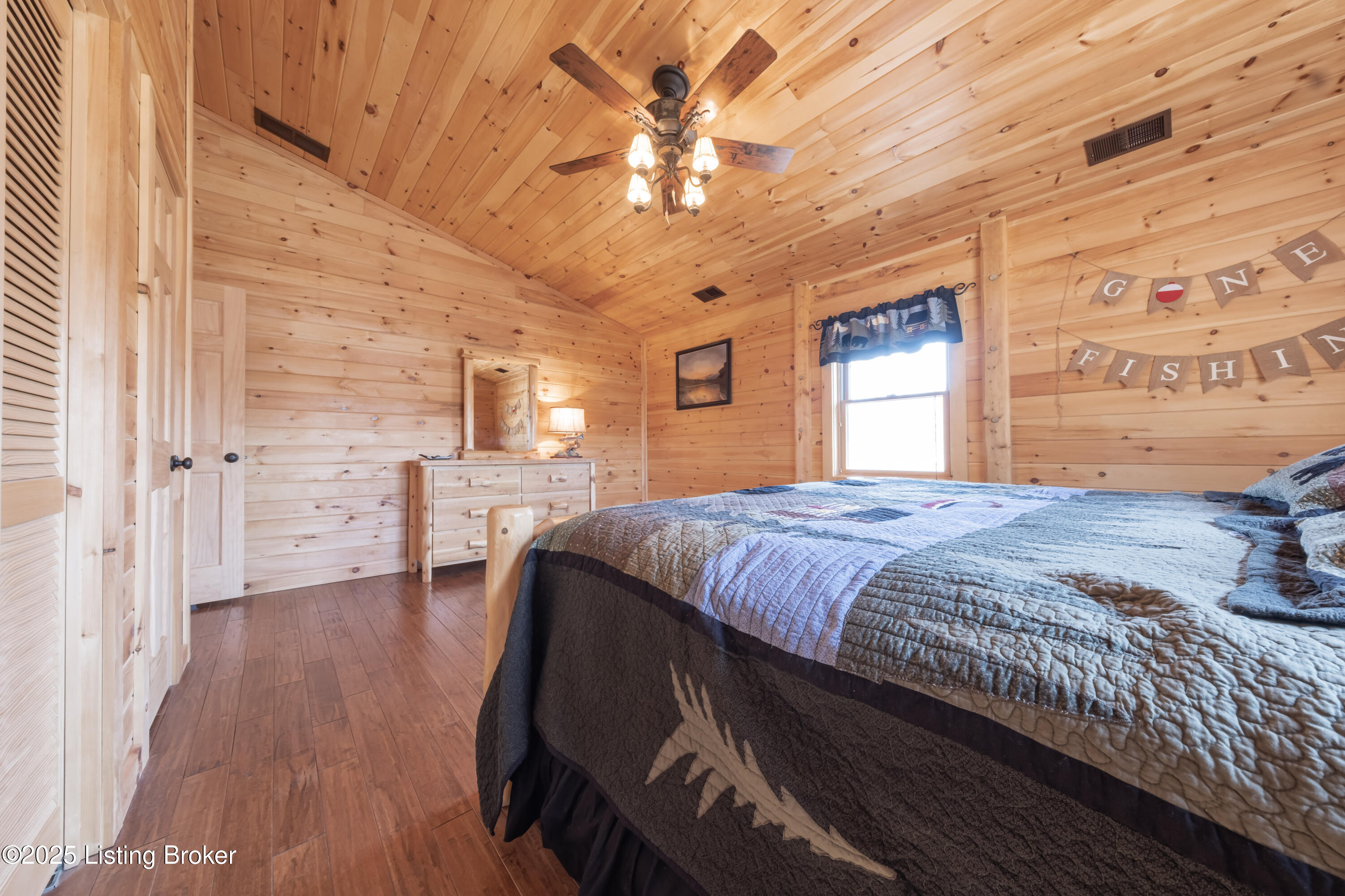 387 Timberlake Ln, McDaniels