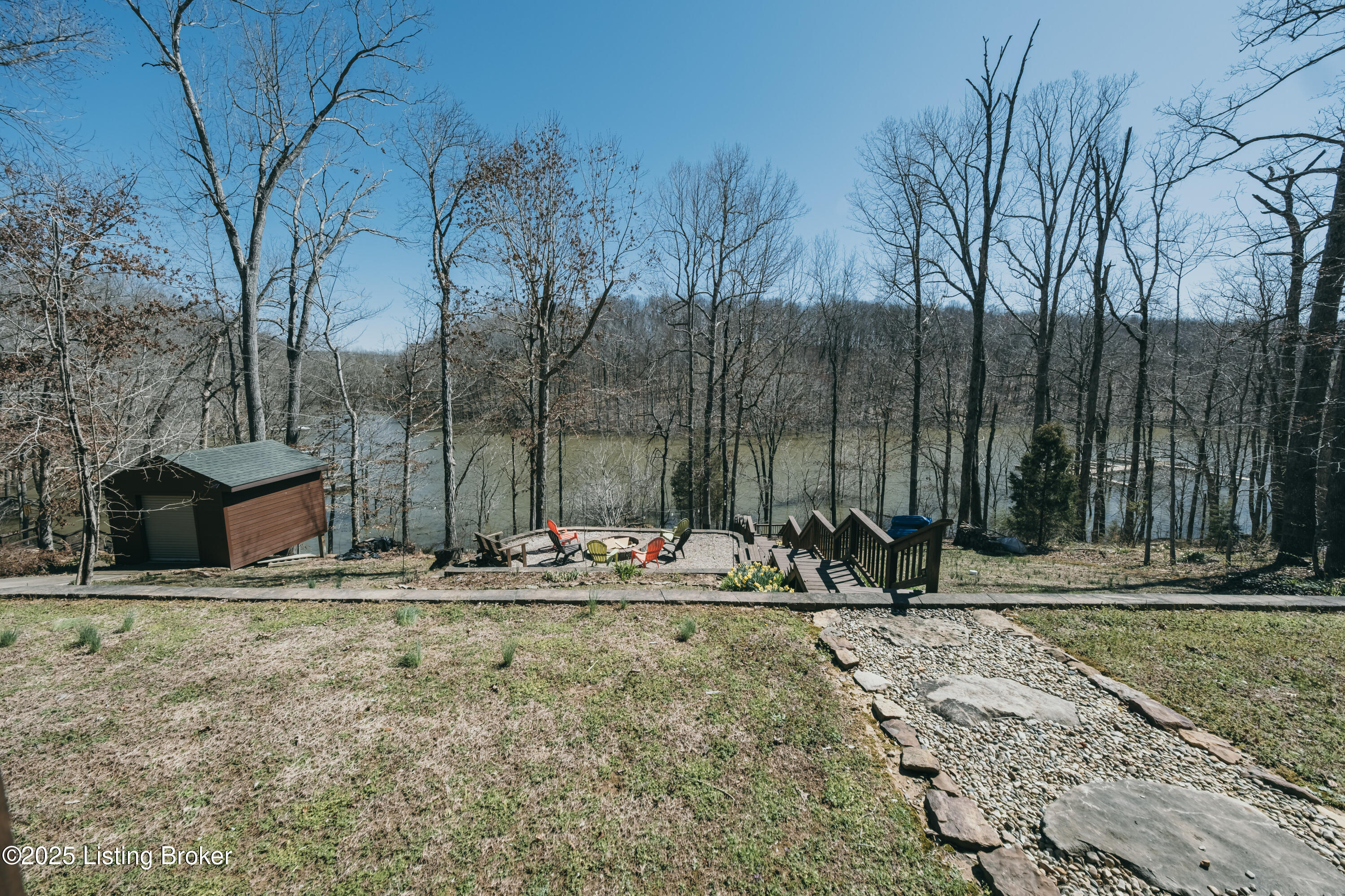 387 Timberlake Ln, McDaniels