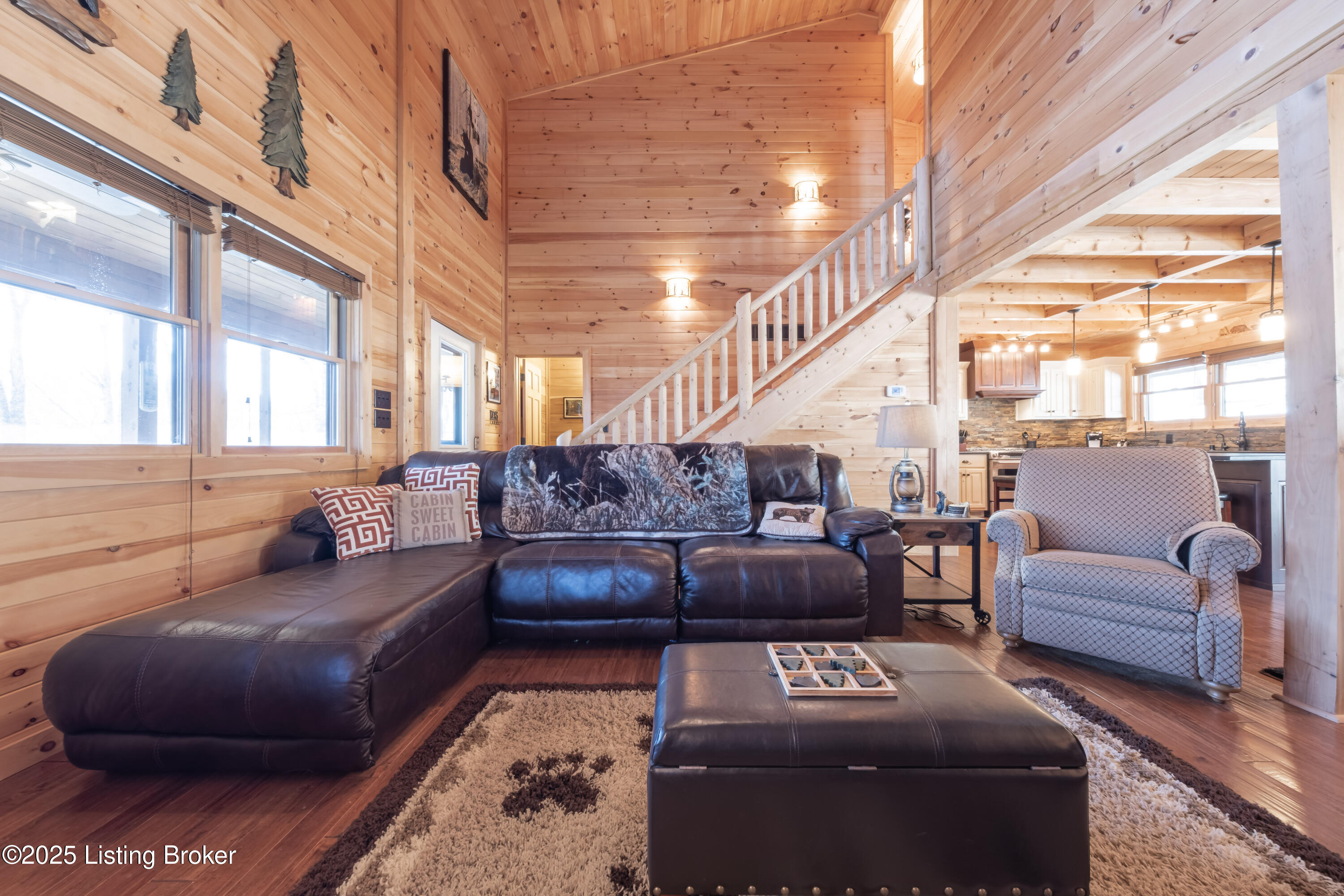 387 Timberlake Ln, McDaniels