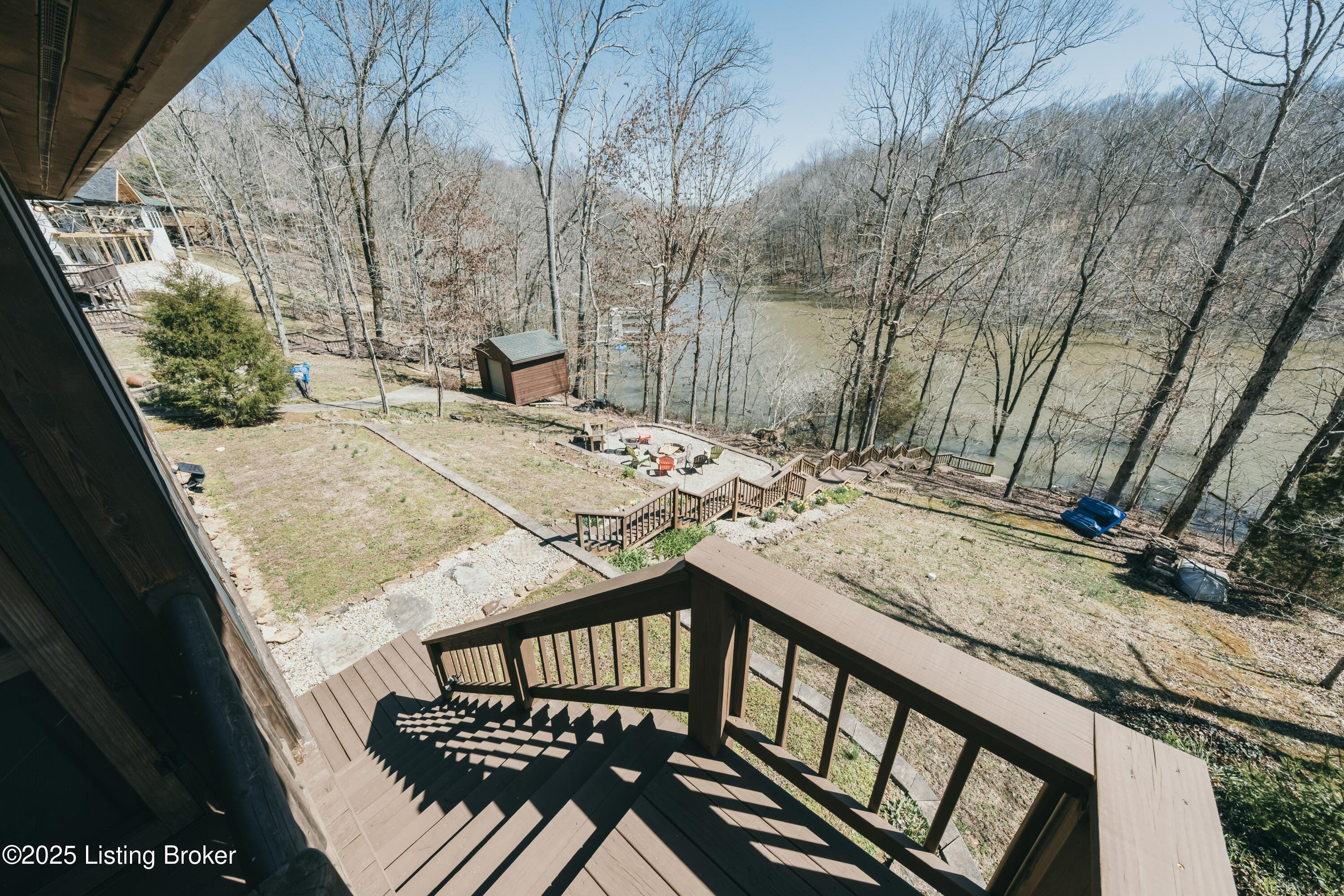 387 Timberlake Ln, McDaniels
