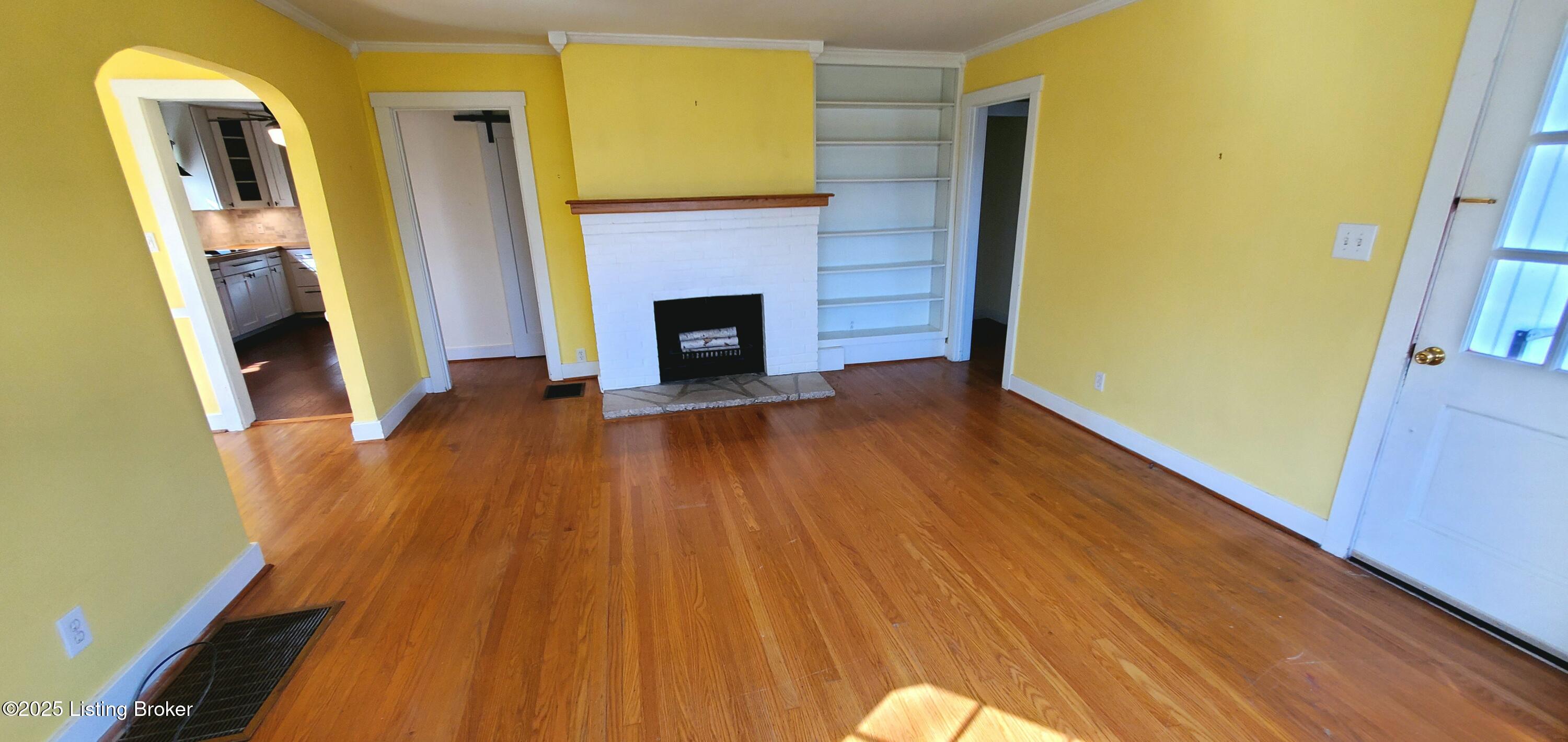 3008 Pelham Ct