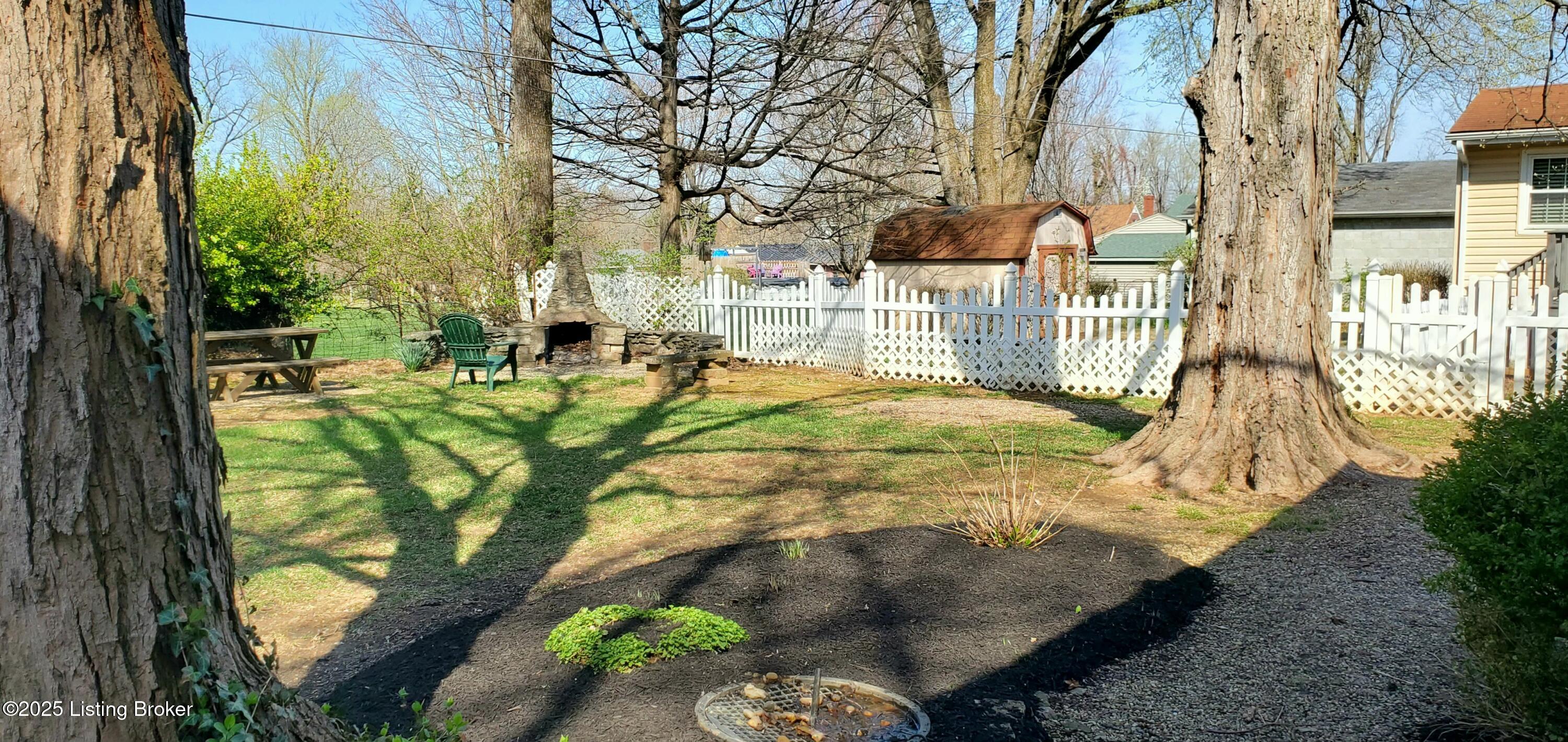 3008 Pelham Ct