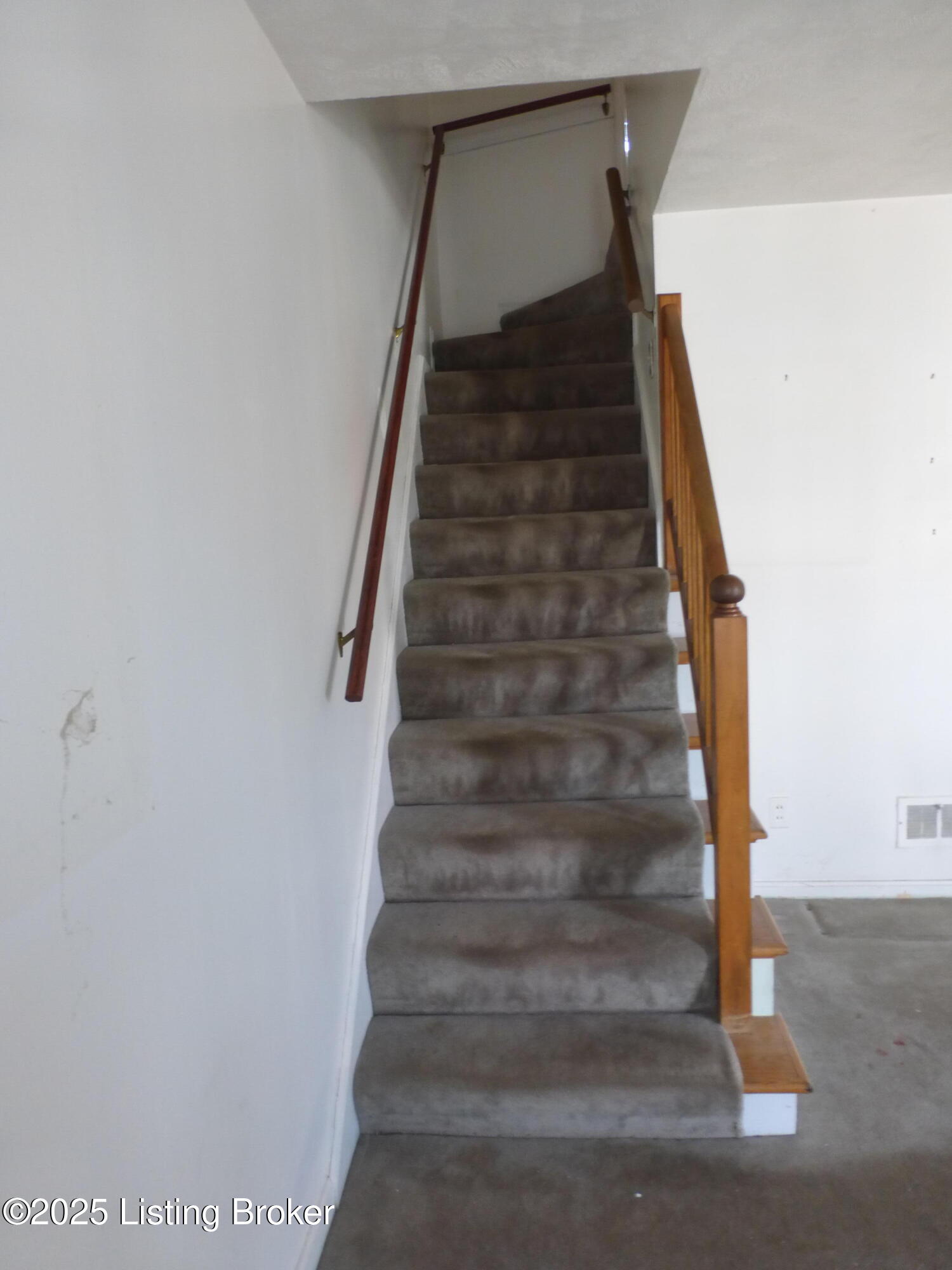 3410 Chauncey Ave