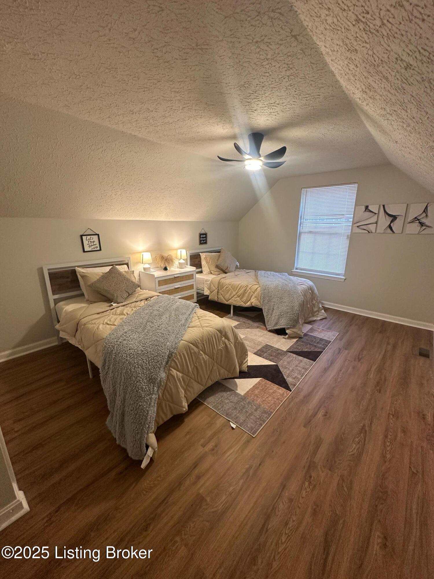 10017 Lauralynn Ct