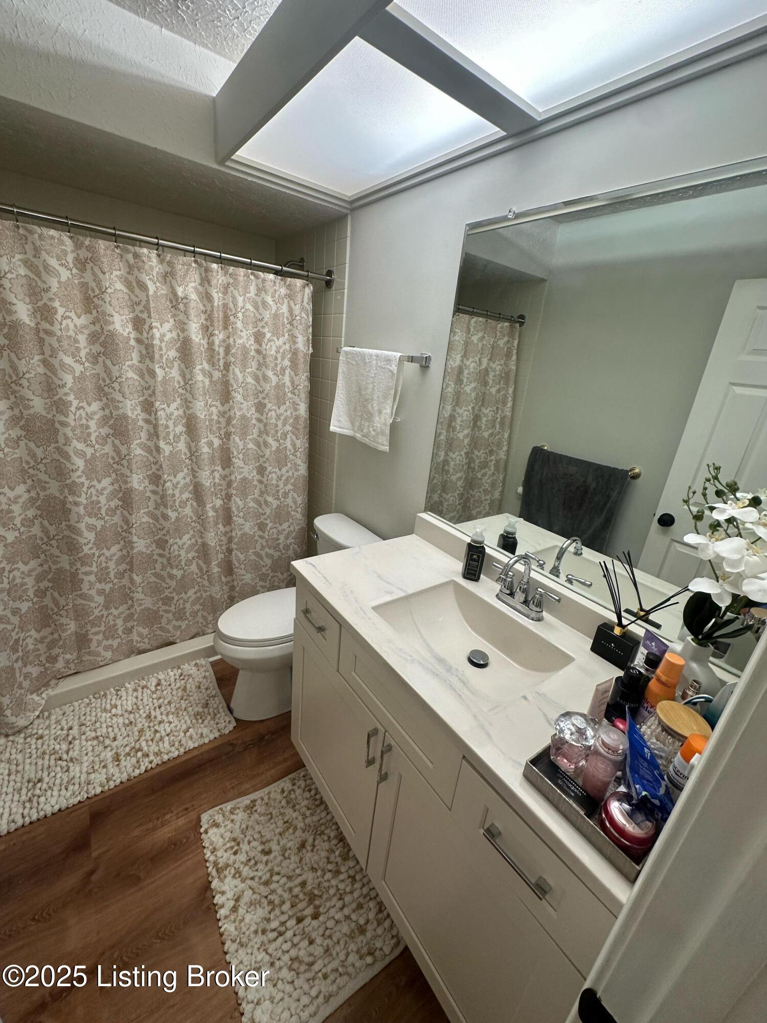 10017 Lauralynn Ct