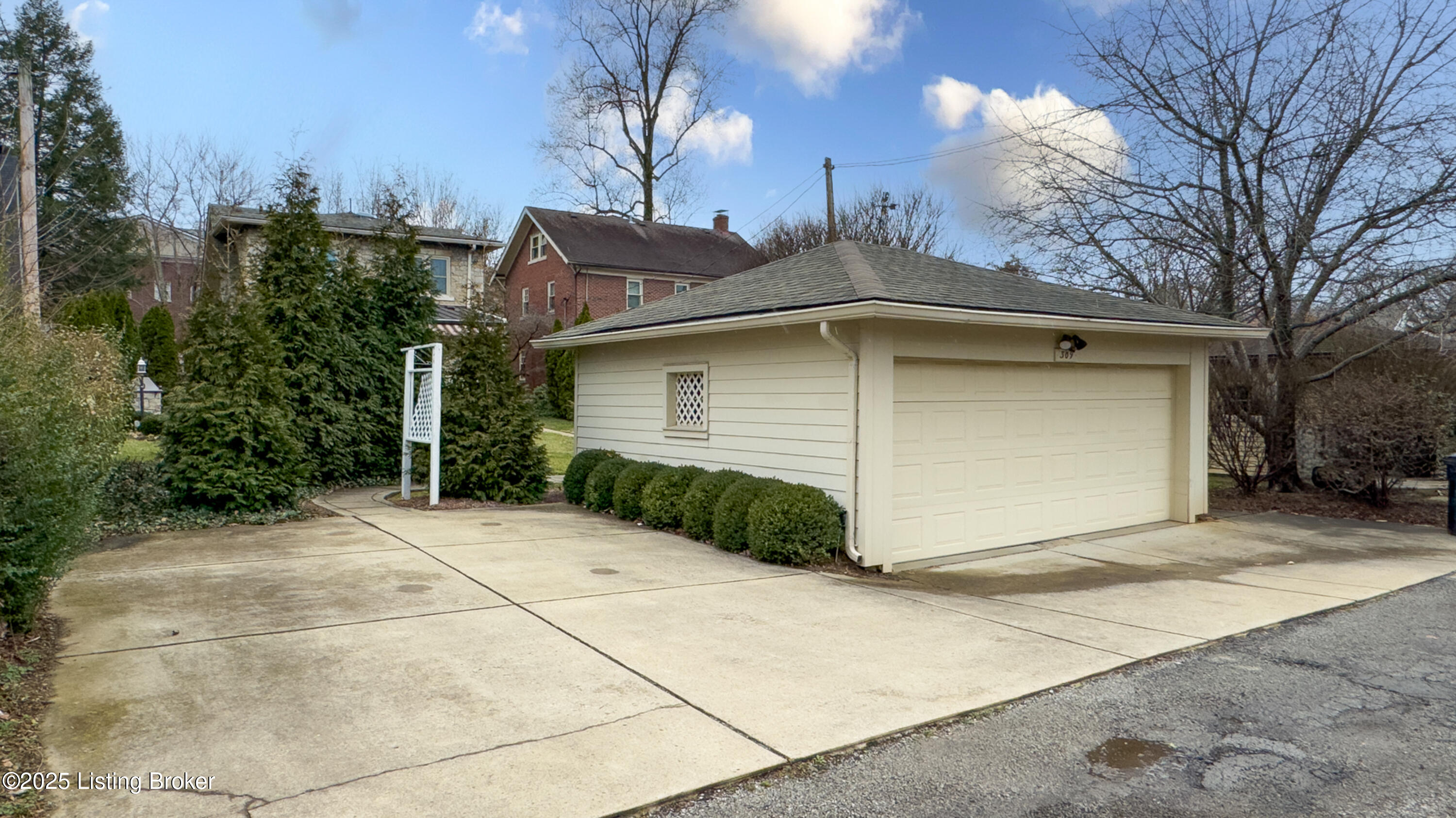 309 Godfrey Ave