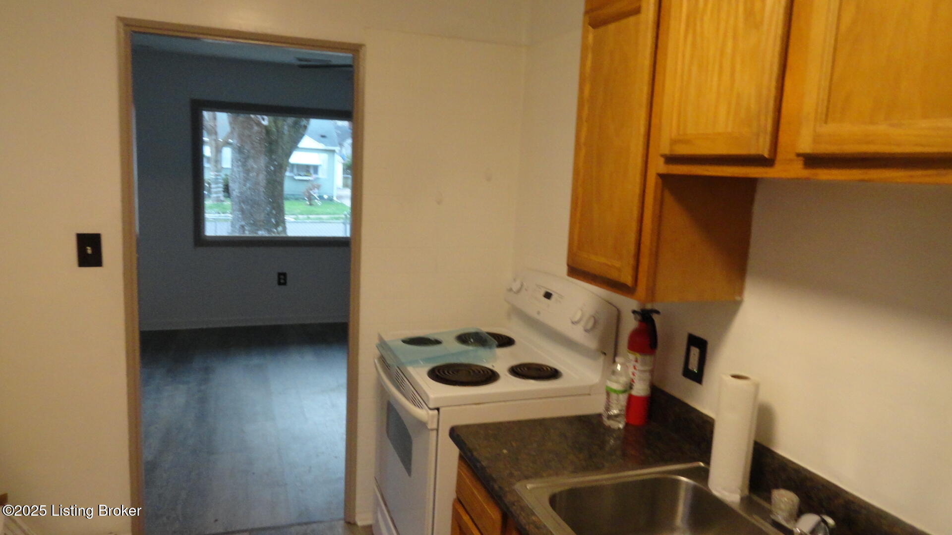 223 N 37th St