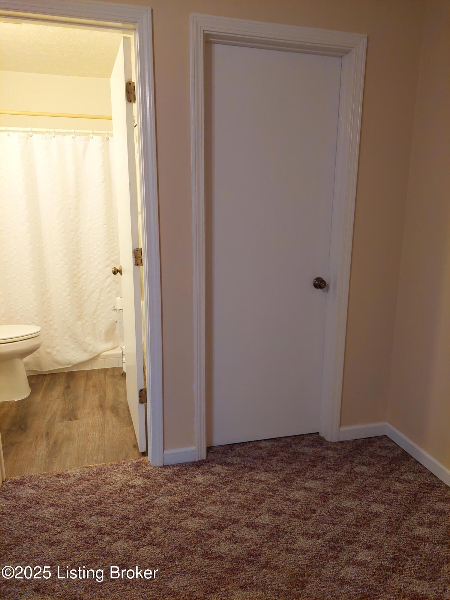 3109 Valleyside Ct