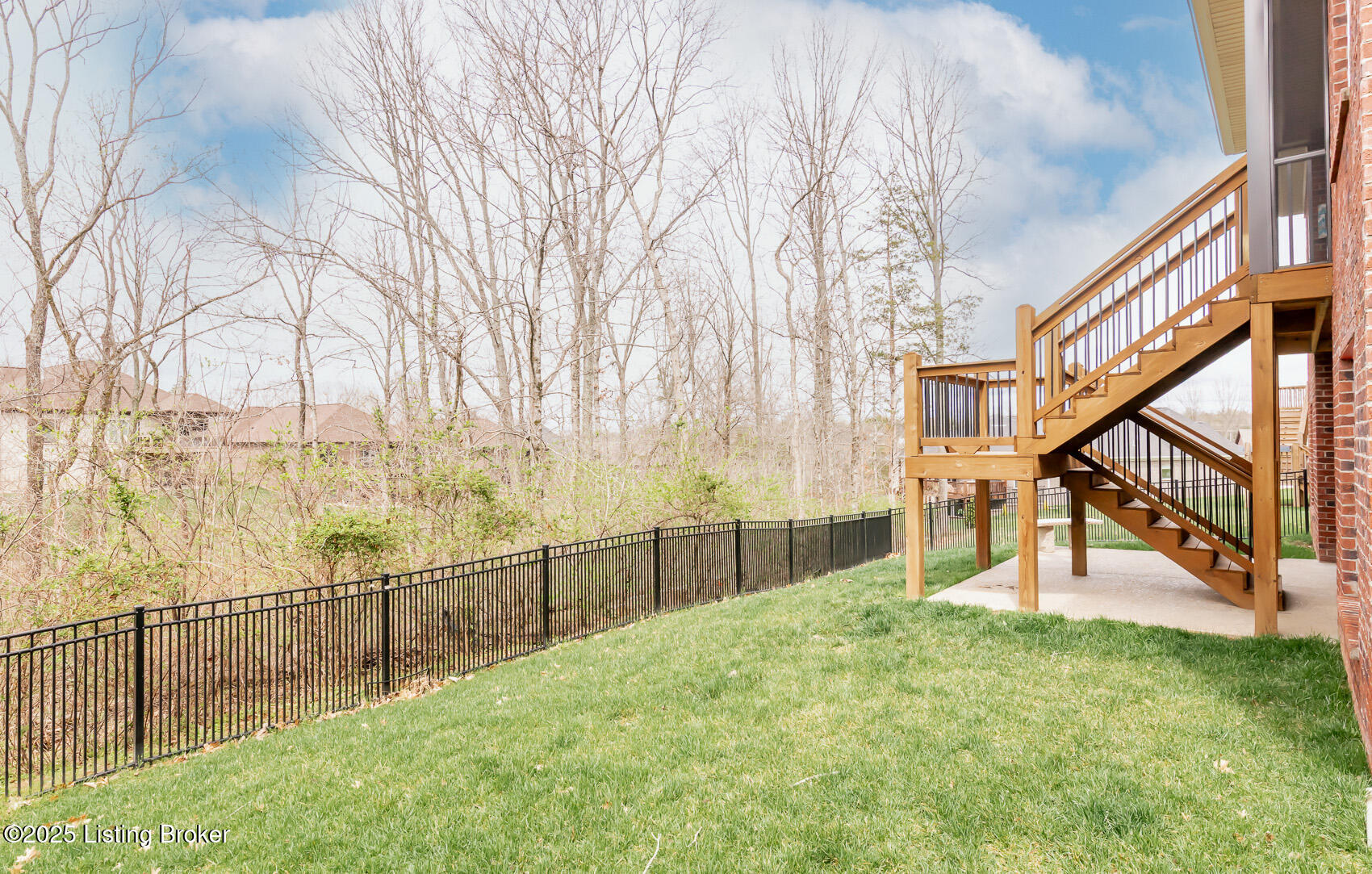 2416 Middle Creek Ct