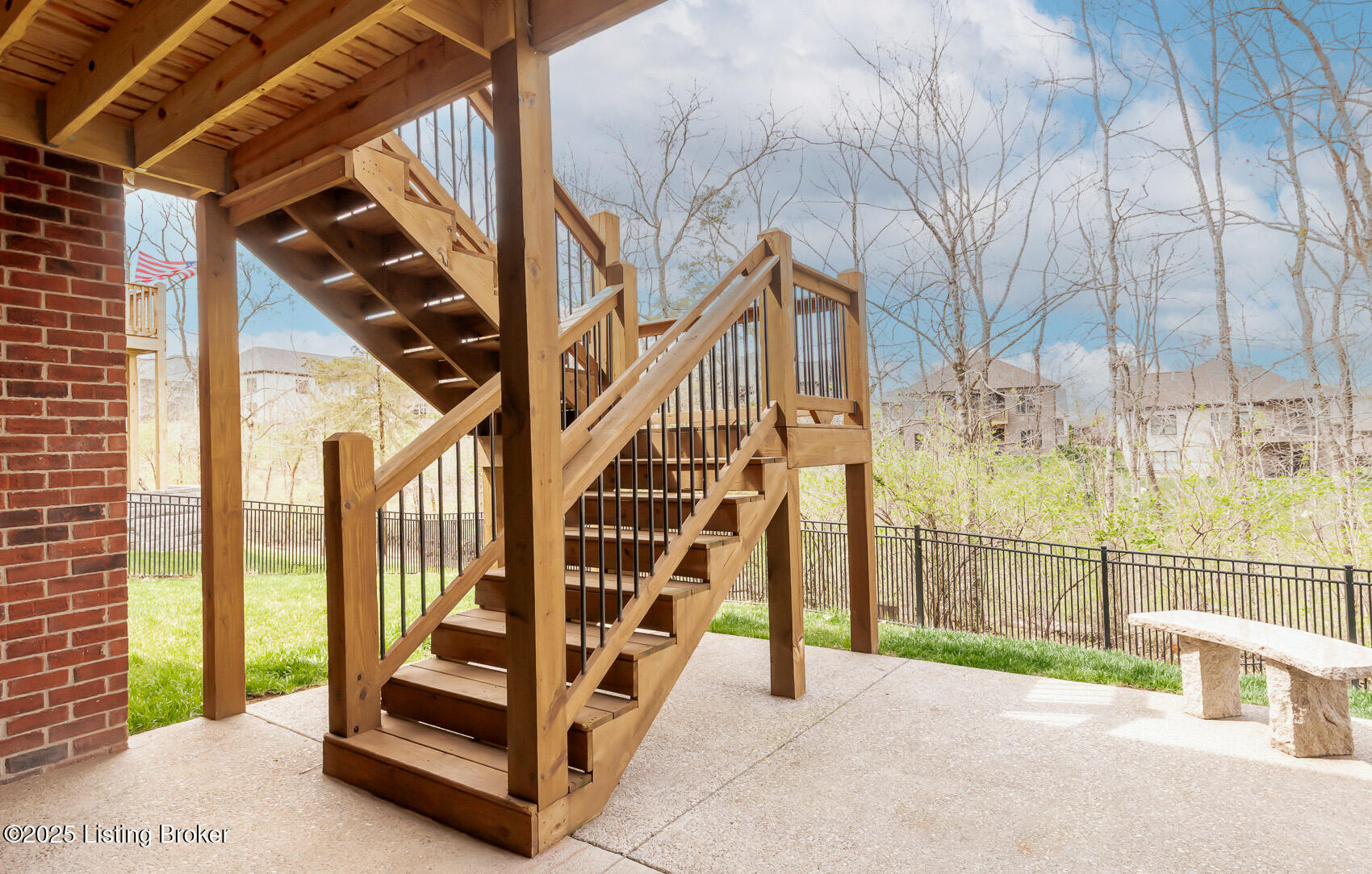 2416 Middle Creek Ct