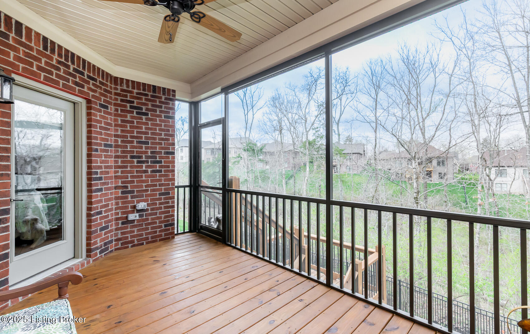2416 Middle Creek Ct