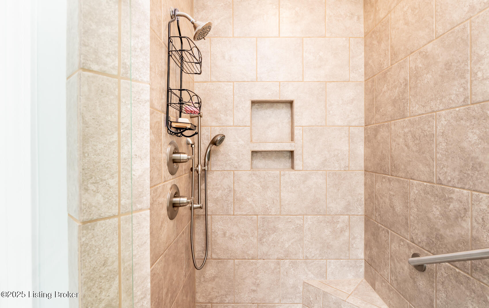2416 Middle Creek Ct