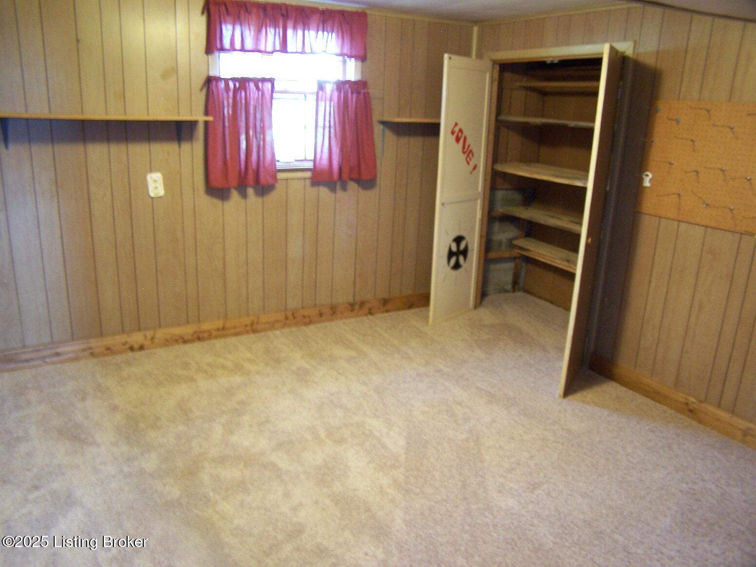 6811 Bebe Ct