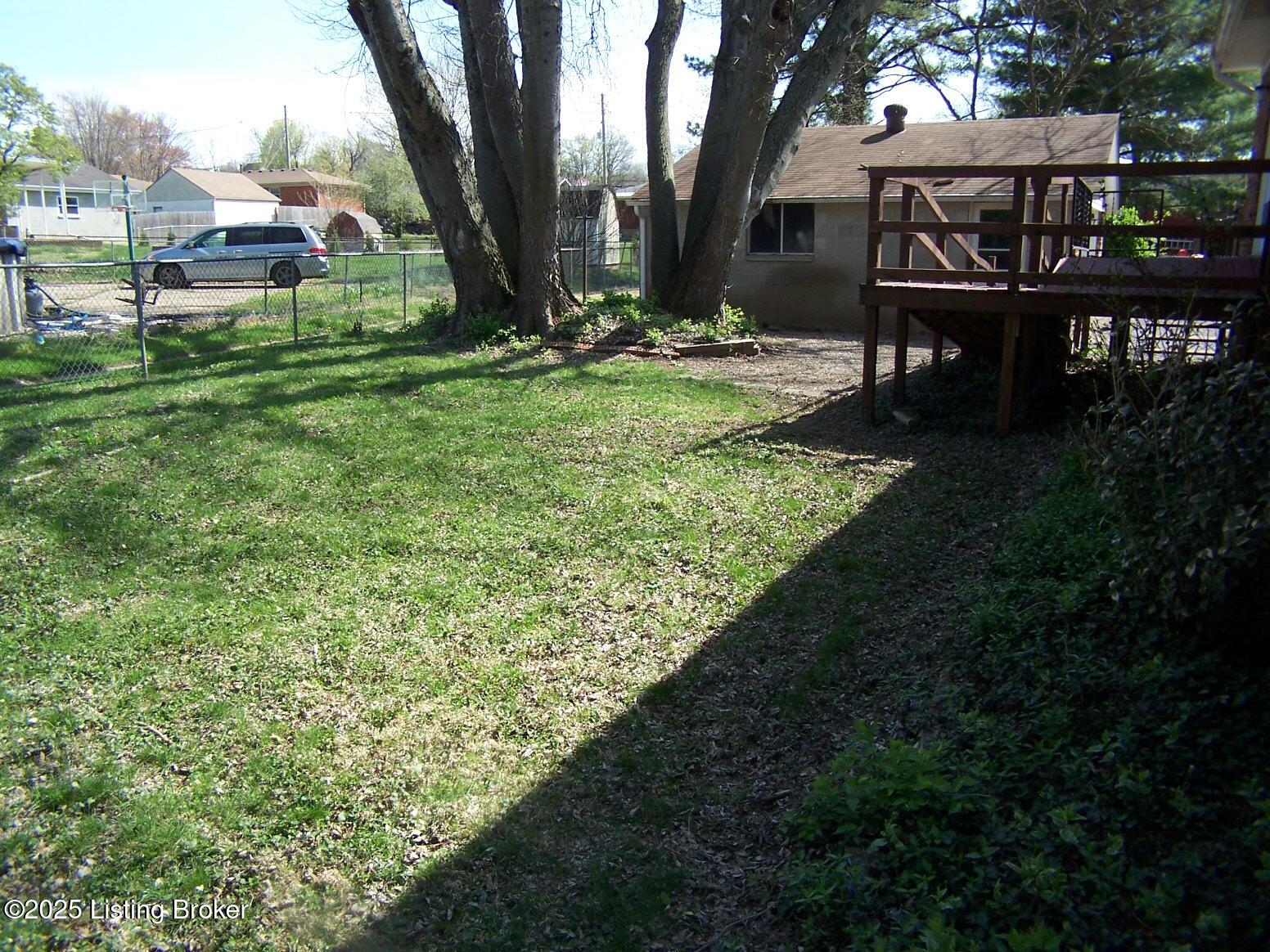 6811 Bebe Ct
