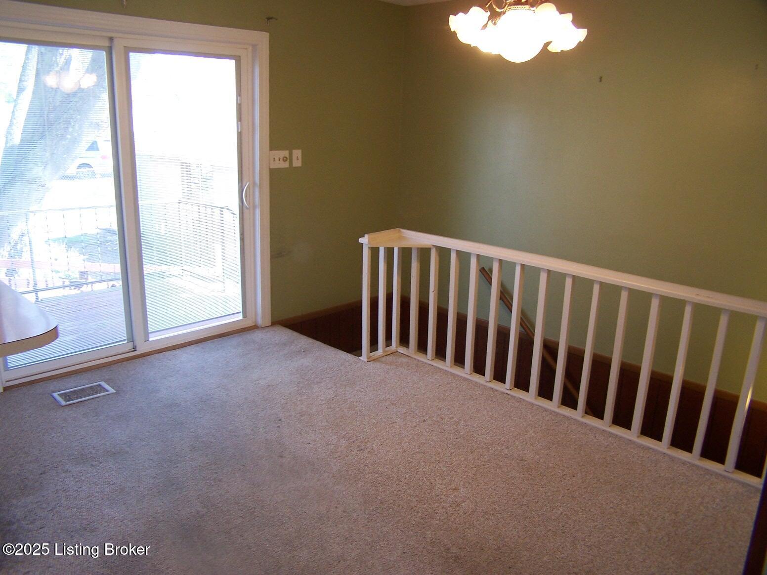 6811 Bebe Ct