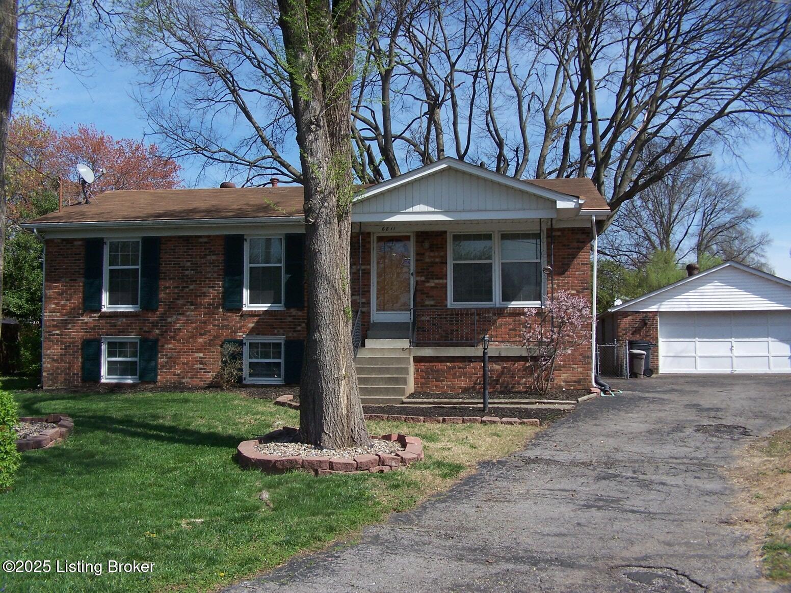 6811 Bebe Ct