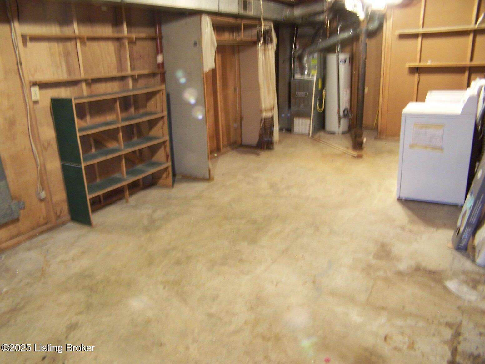 6811 Bebe Ct