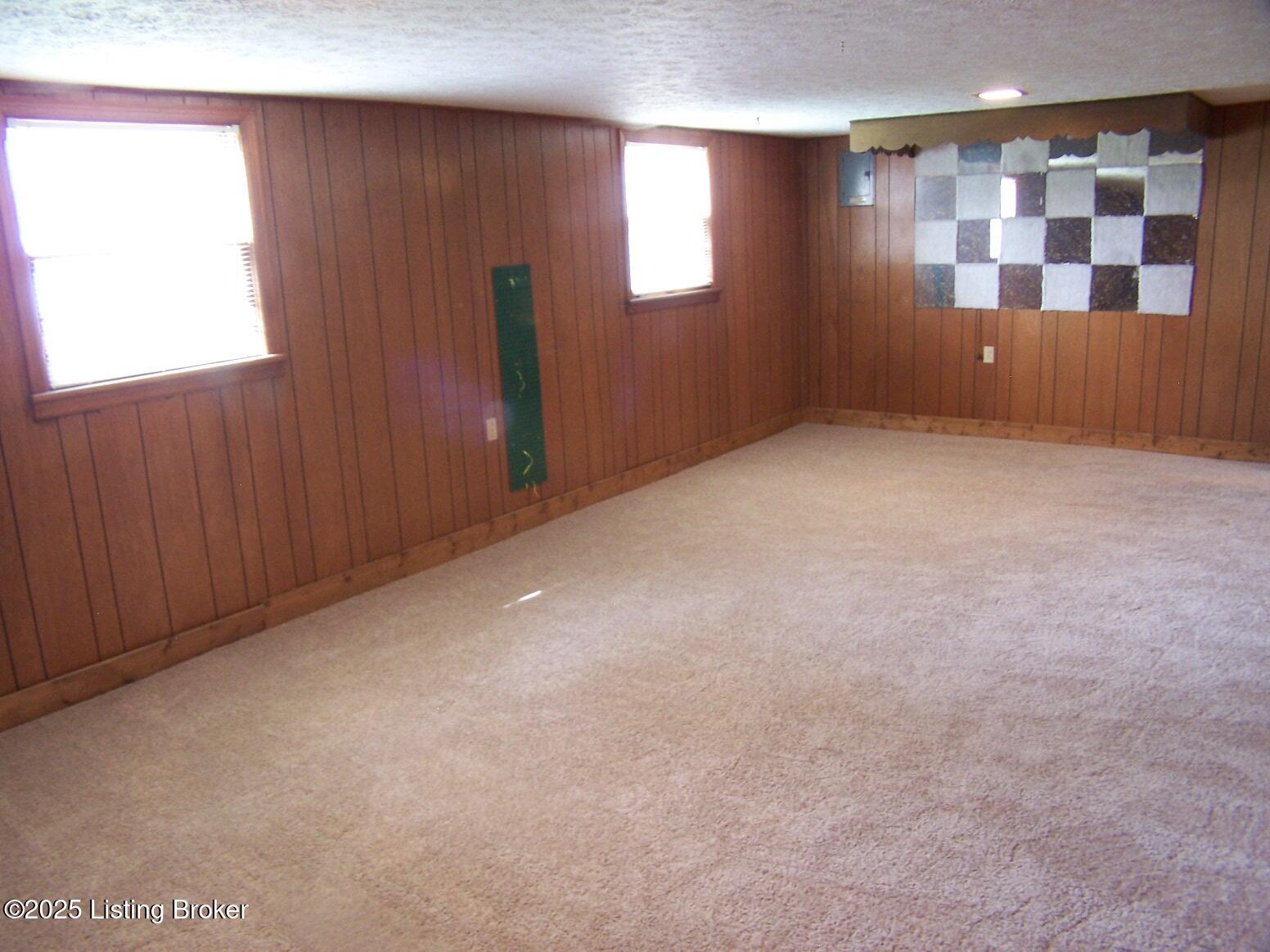 6811 Bebe Ct