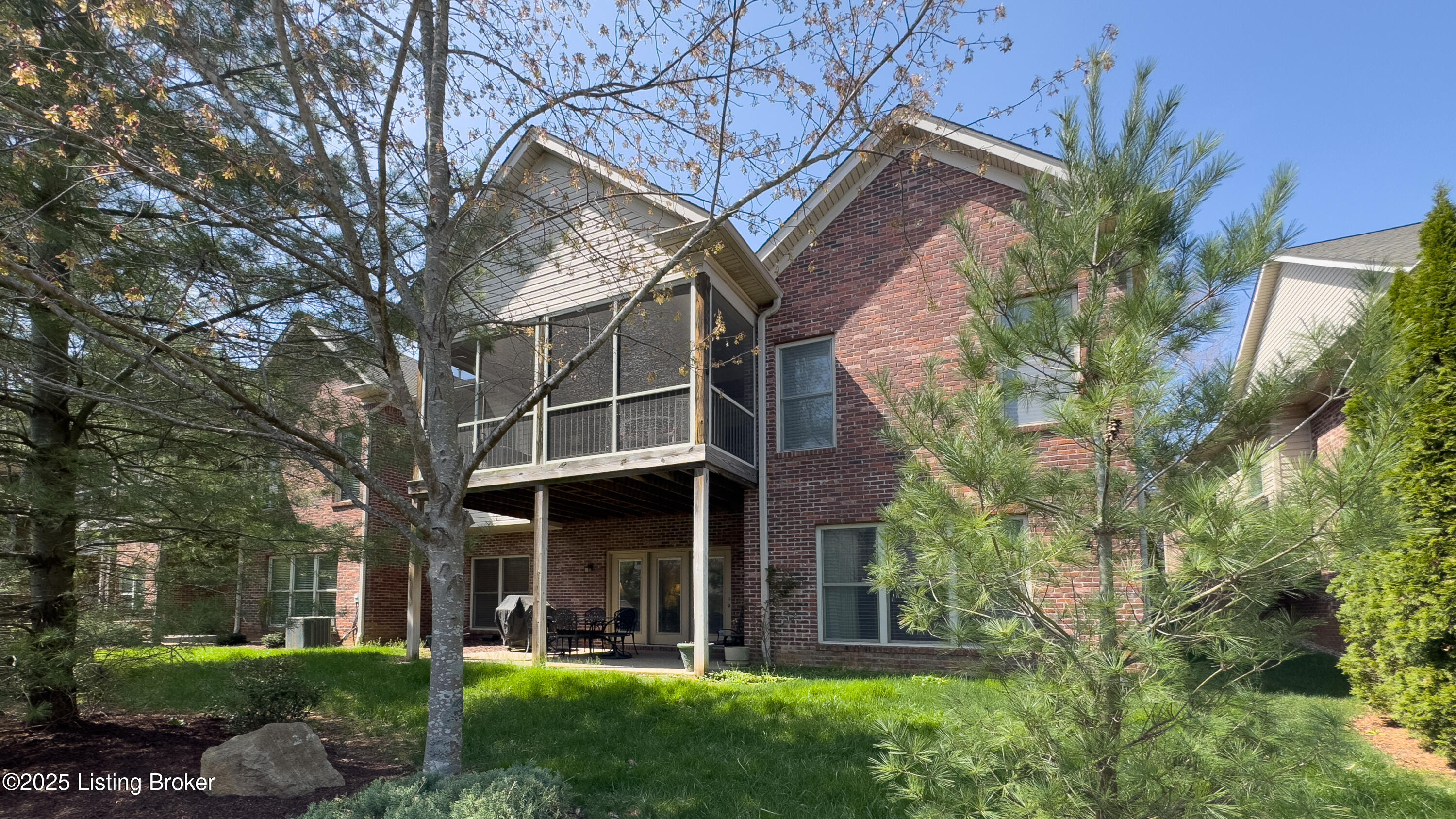 14909 Sycamore Falls Dr