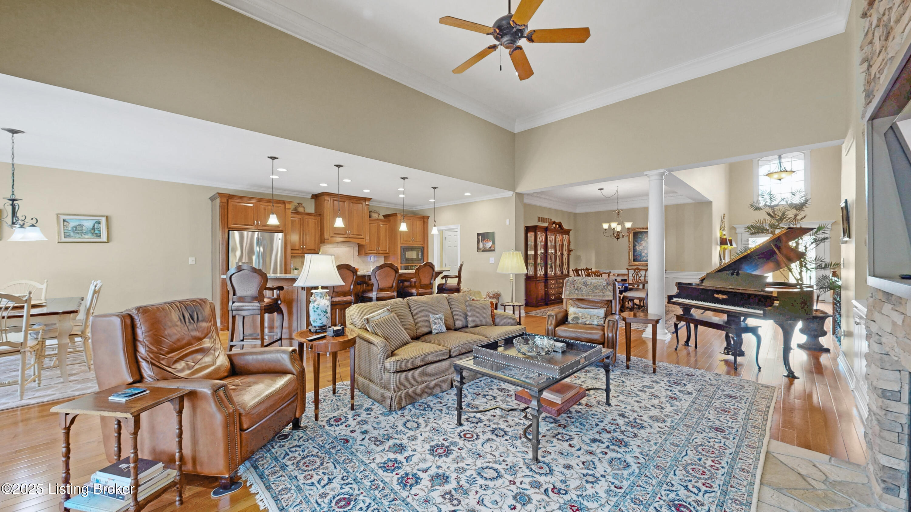 14909 Sycamore Falls Dr