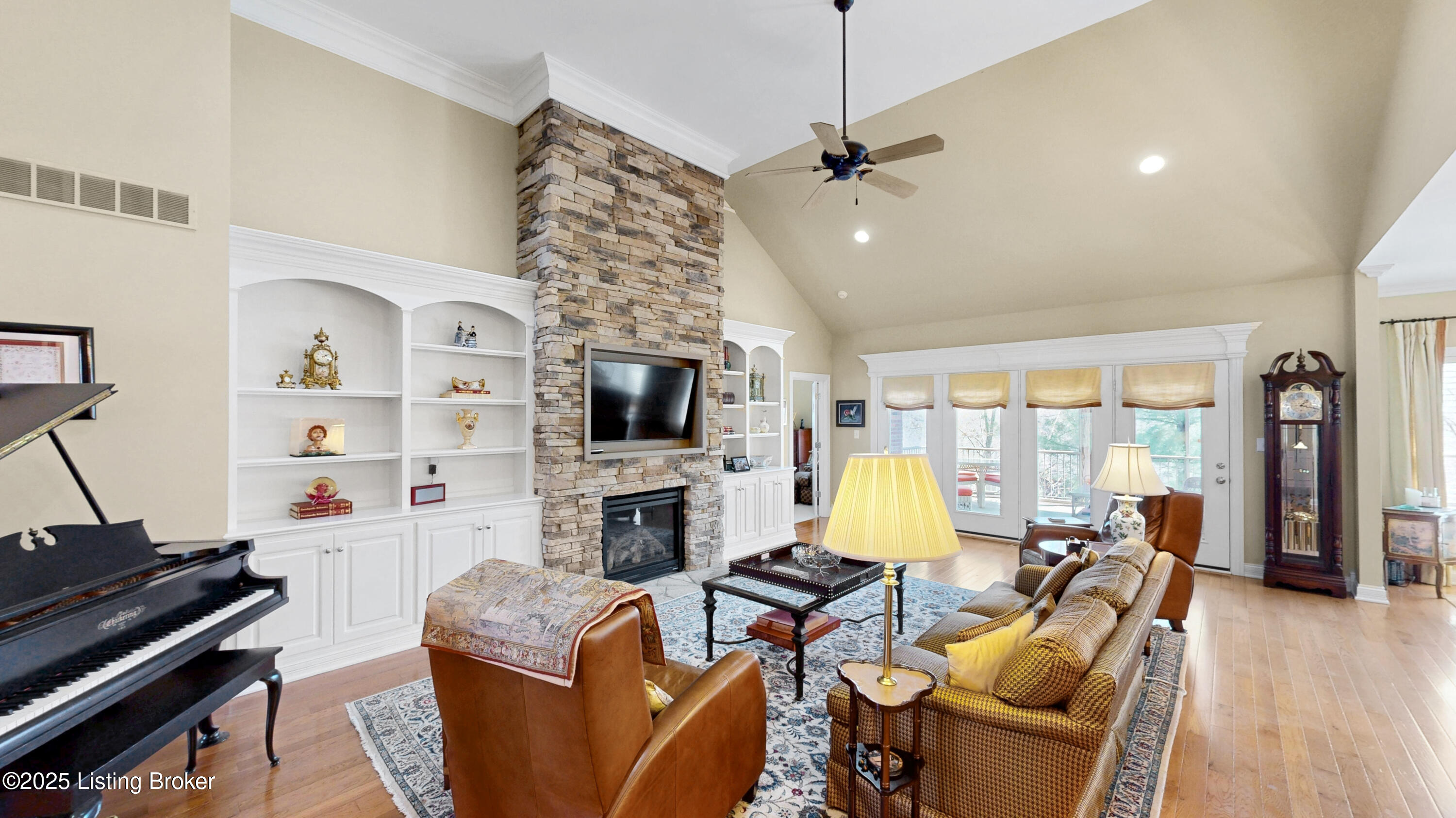 14909 Sycamore Falls Dr