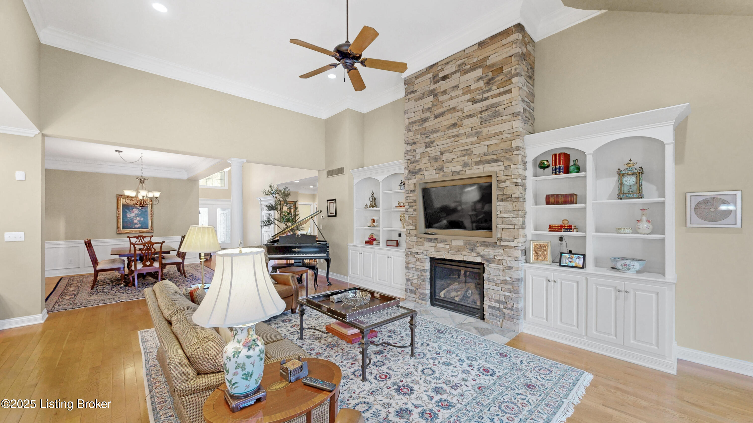 14909 Sycamore Falls Dr